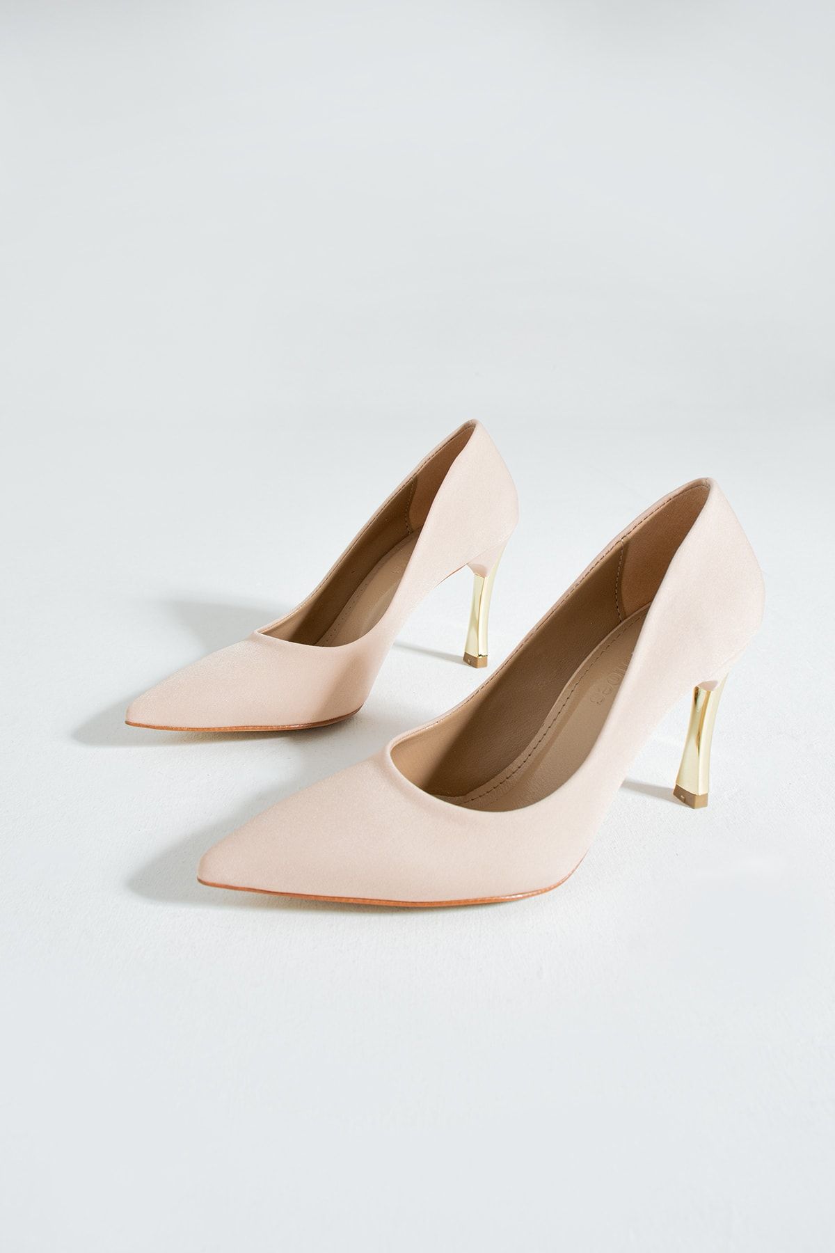 Güllü Shoes Kadın Topuklu Ayakkabı - Yüksek Topuklu Stiletto Rahat Şık Ve Ince Iş Ayakkabısı Bej Renk 9 Cm