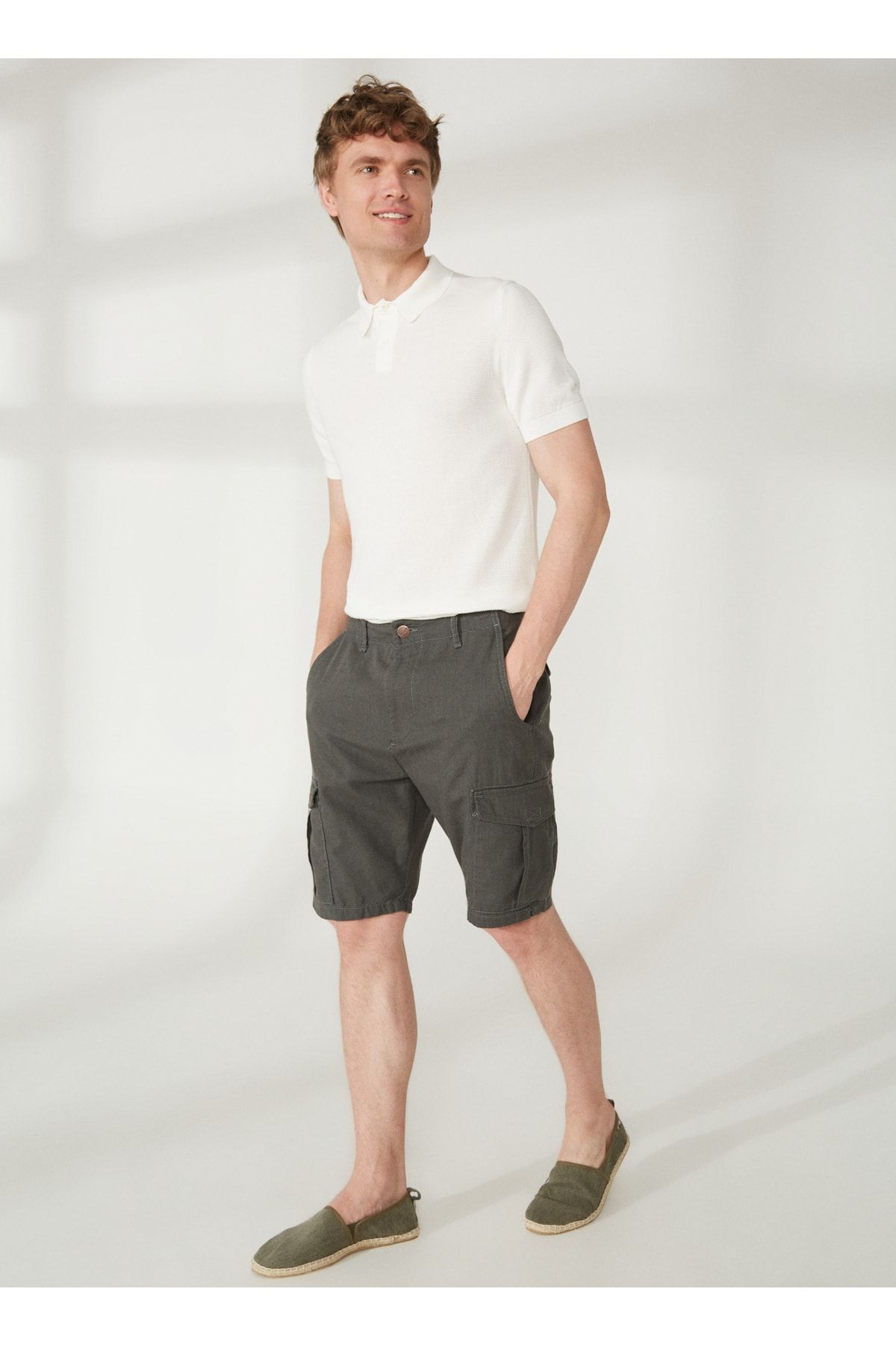 Wrangler Regular Fit Haki Erkek Şort W231091801_non Denim Şort