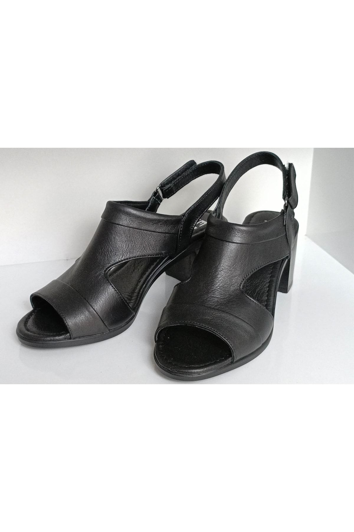 ENZO Siyah Hakiki Deri Sandalet Ayakkabı 059