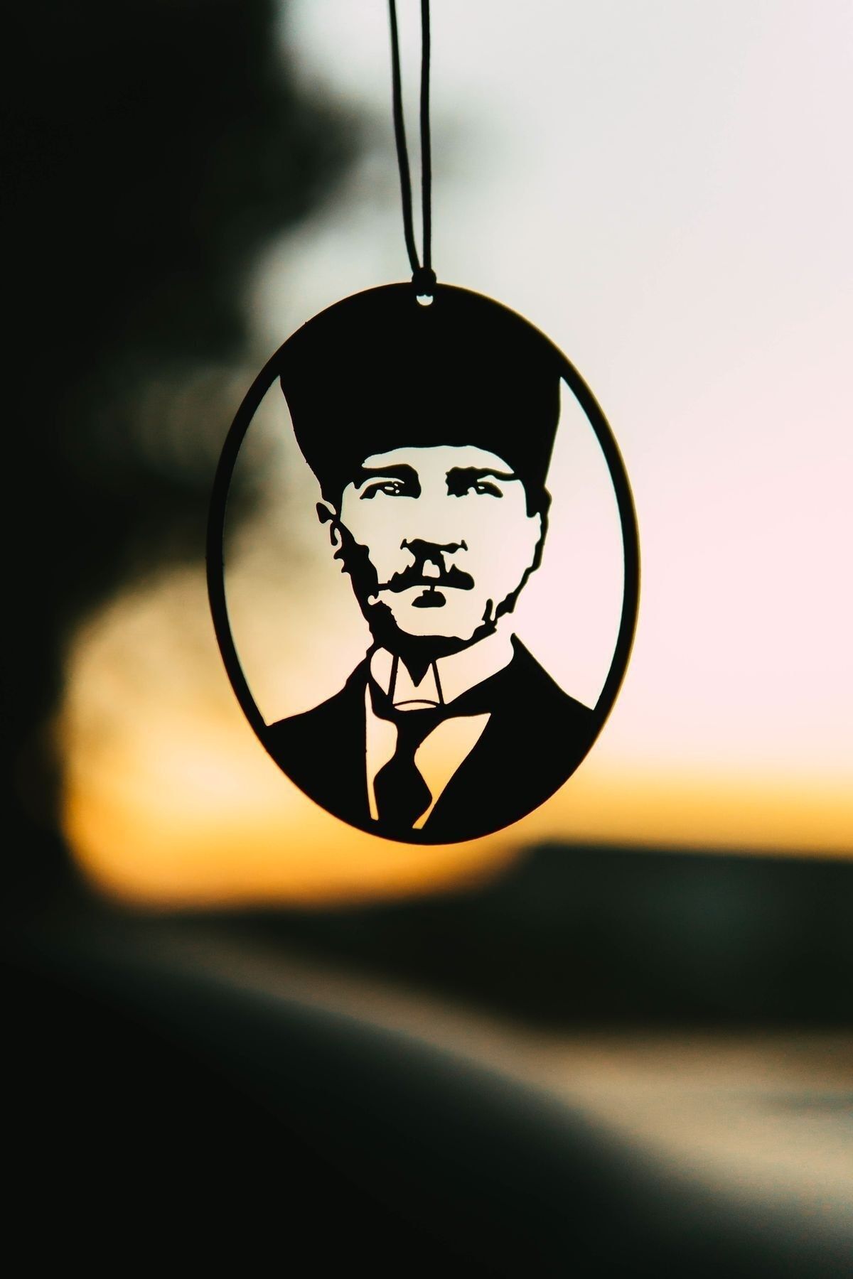 Oyunzu Araba Süsü Metal Mustafa Kemal Atatürk Dikiz Aynası Süsü