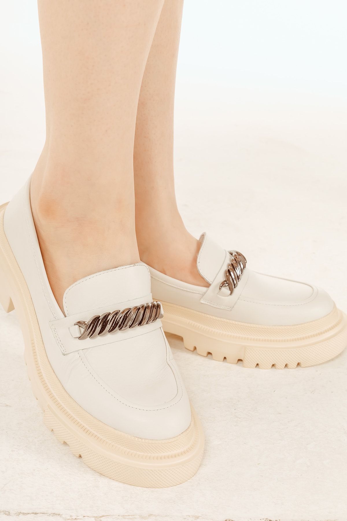 Cooliza Hakiki Deri Tokalı Günlük Kalın Taban Rahat Kadın Loafer Ayakkabı Kırık Beyaz