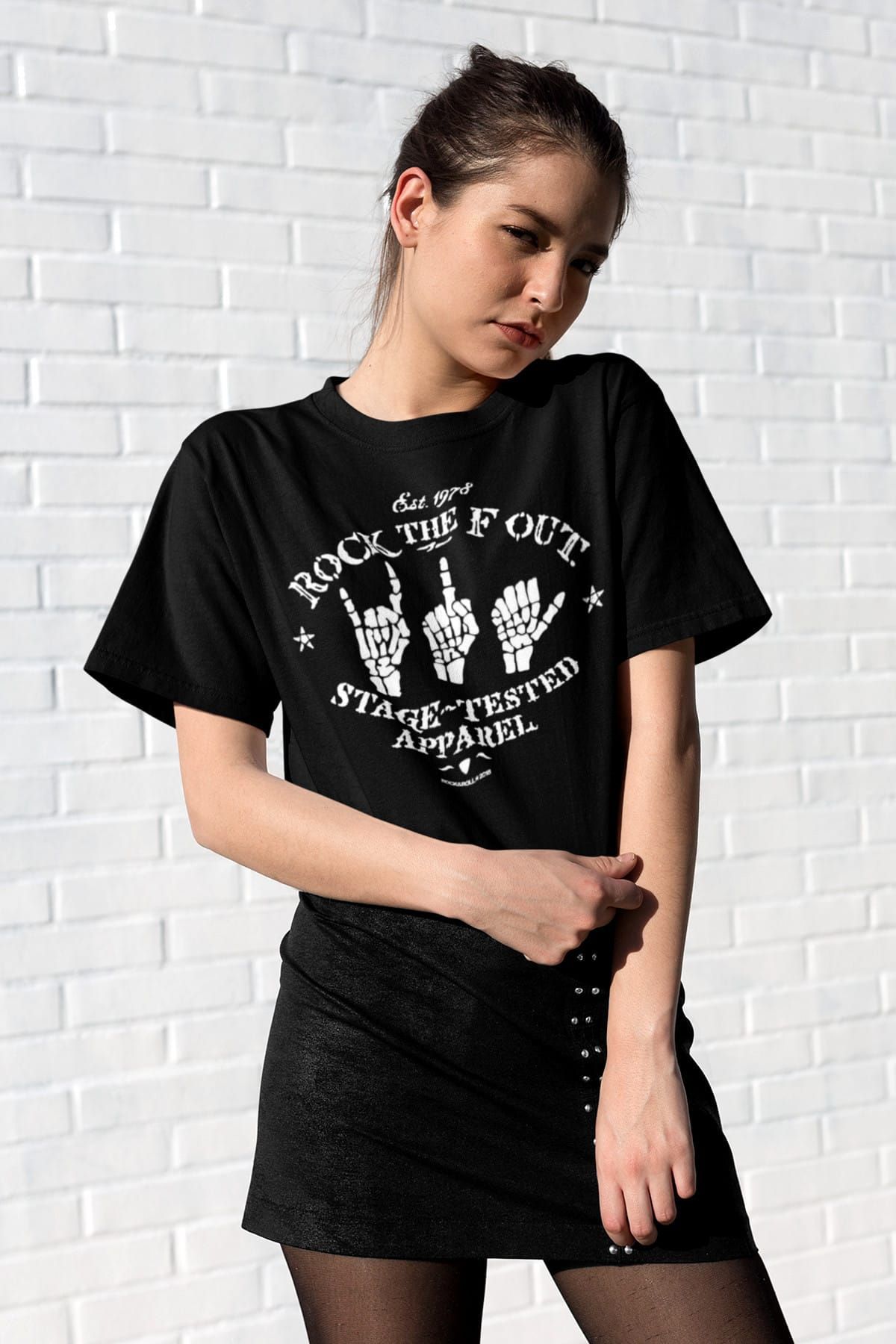 ROCK GURU Rock Eller Siyah Kısa Kollu Kadın|Bayan Tişört