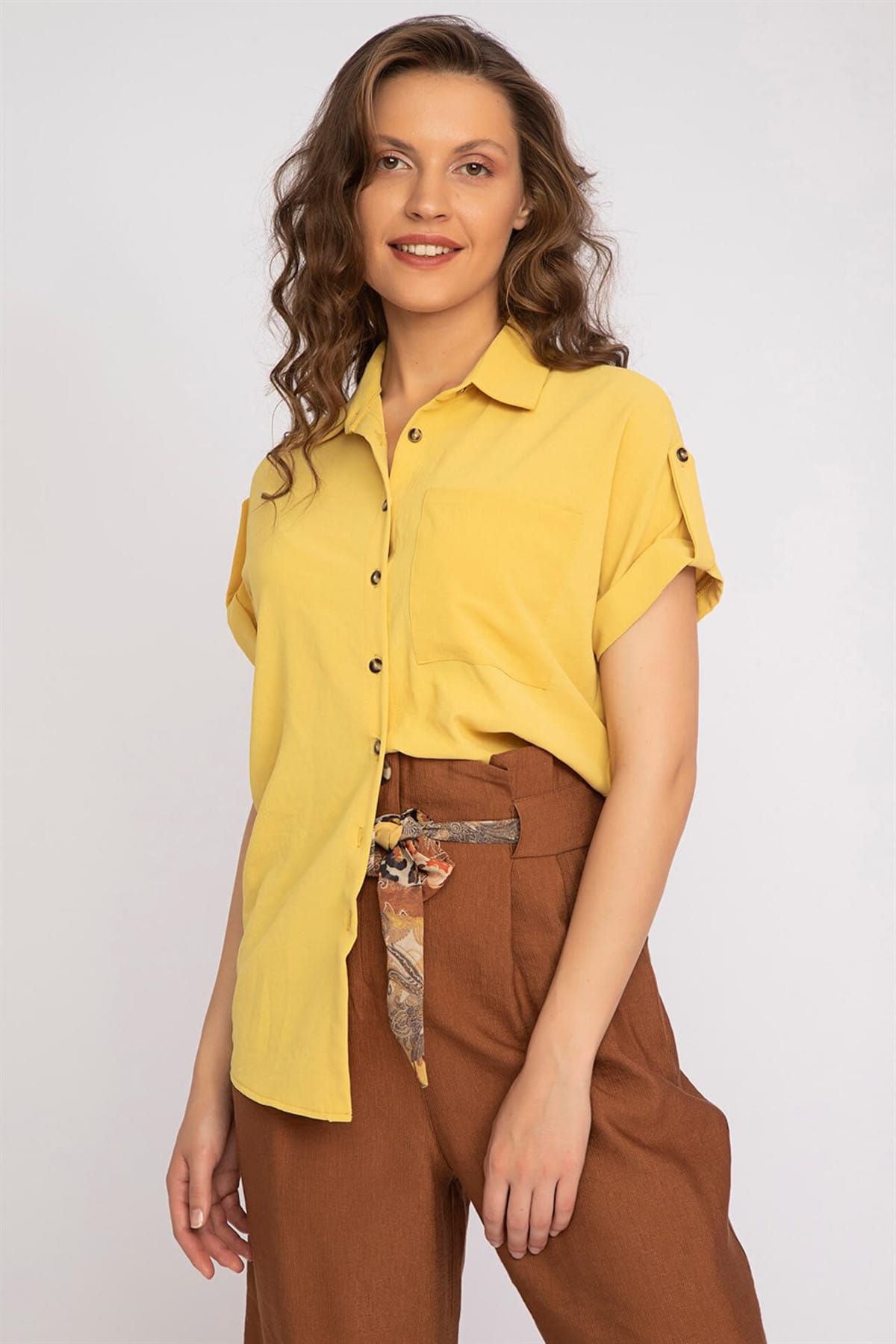 Chima Kadın Sarı Kısa Kol Apoletli Gömlek Y19GO275