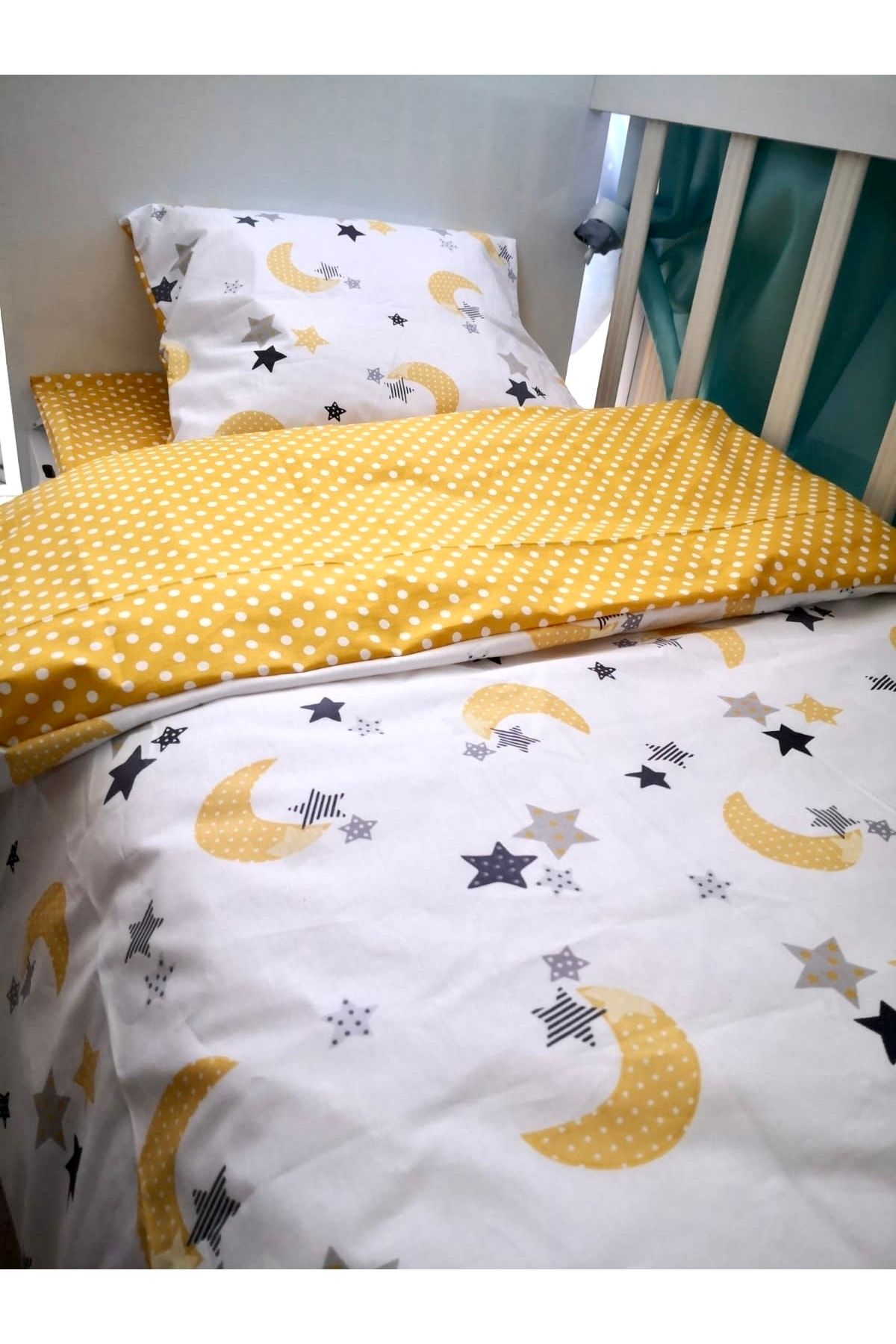 Bebek Özel Çocuk Nevresim Takımı 90x190 Yatak Için Sarı Ay Yıldız Sarı Puantiyeli (yorgansız)