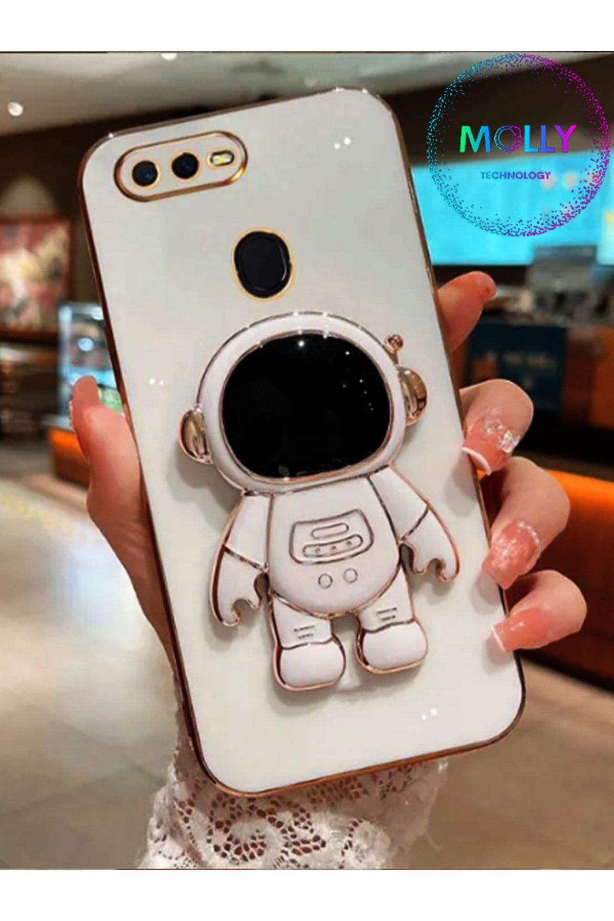Molly Technology Huawei P Smart 2018 İçin İnci Beyazı Astronot Standlı Kenarları Gold Detaylı Lüks Silikon Kılıf
