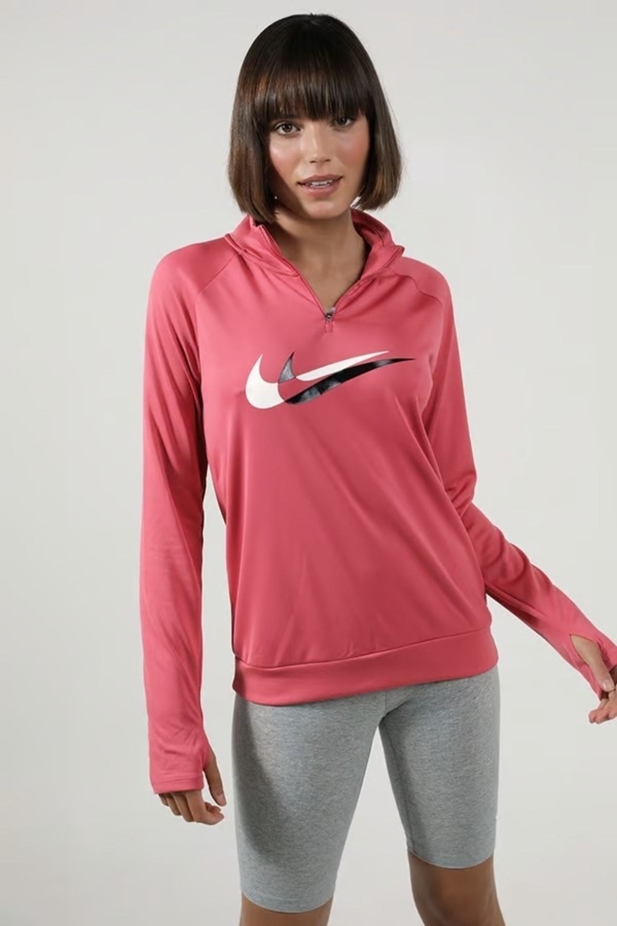 Nike Dri-Fit Swoosh Run 1/4-Zip Running Midlayer Long-Sleeve Kadın Tişört