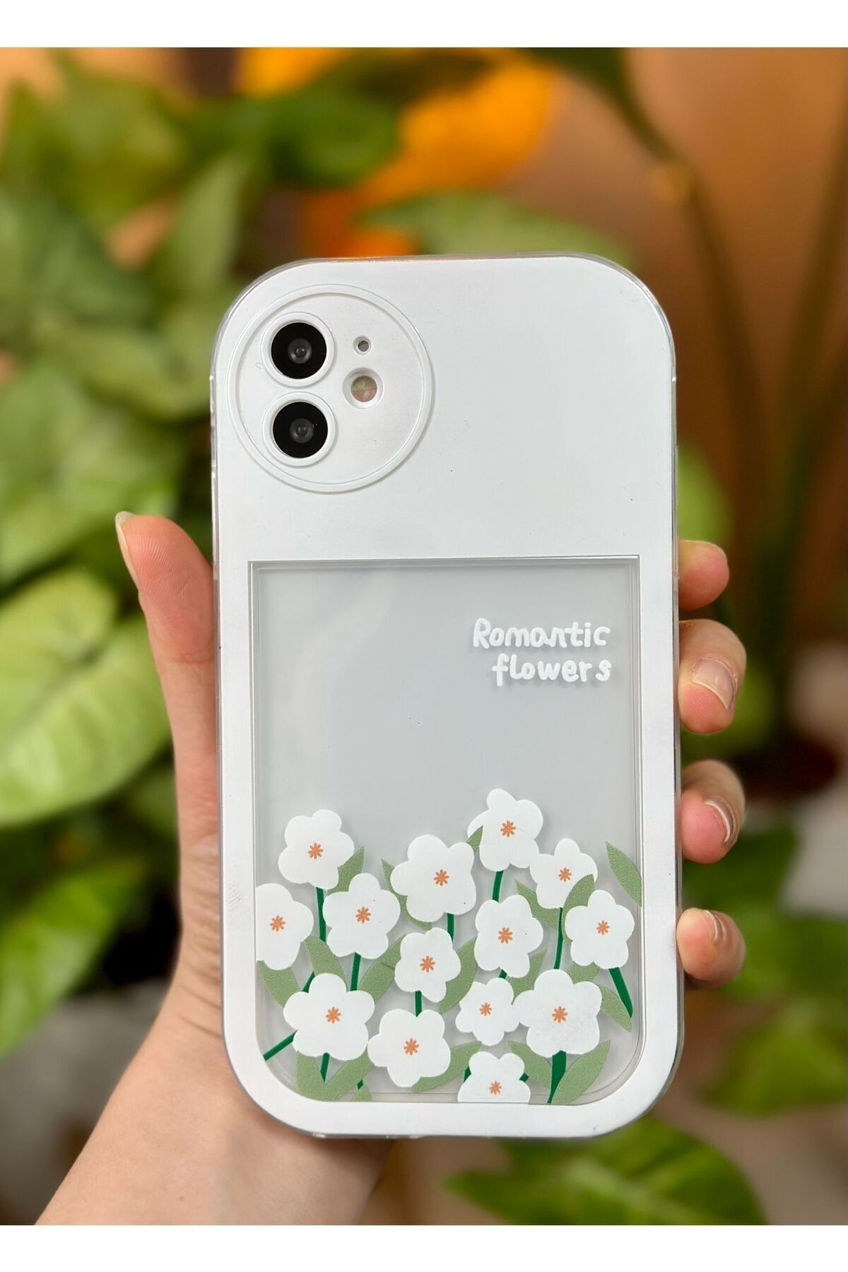 Go Aksesuar Iphone 11 Uyumlu Romantic Flowers Desenli Kılıf