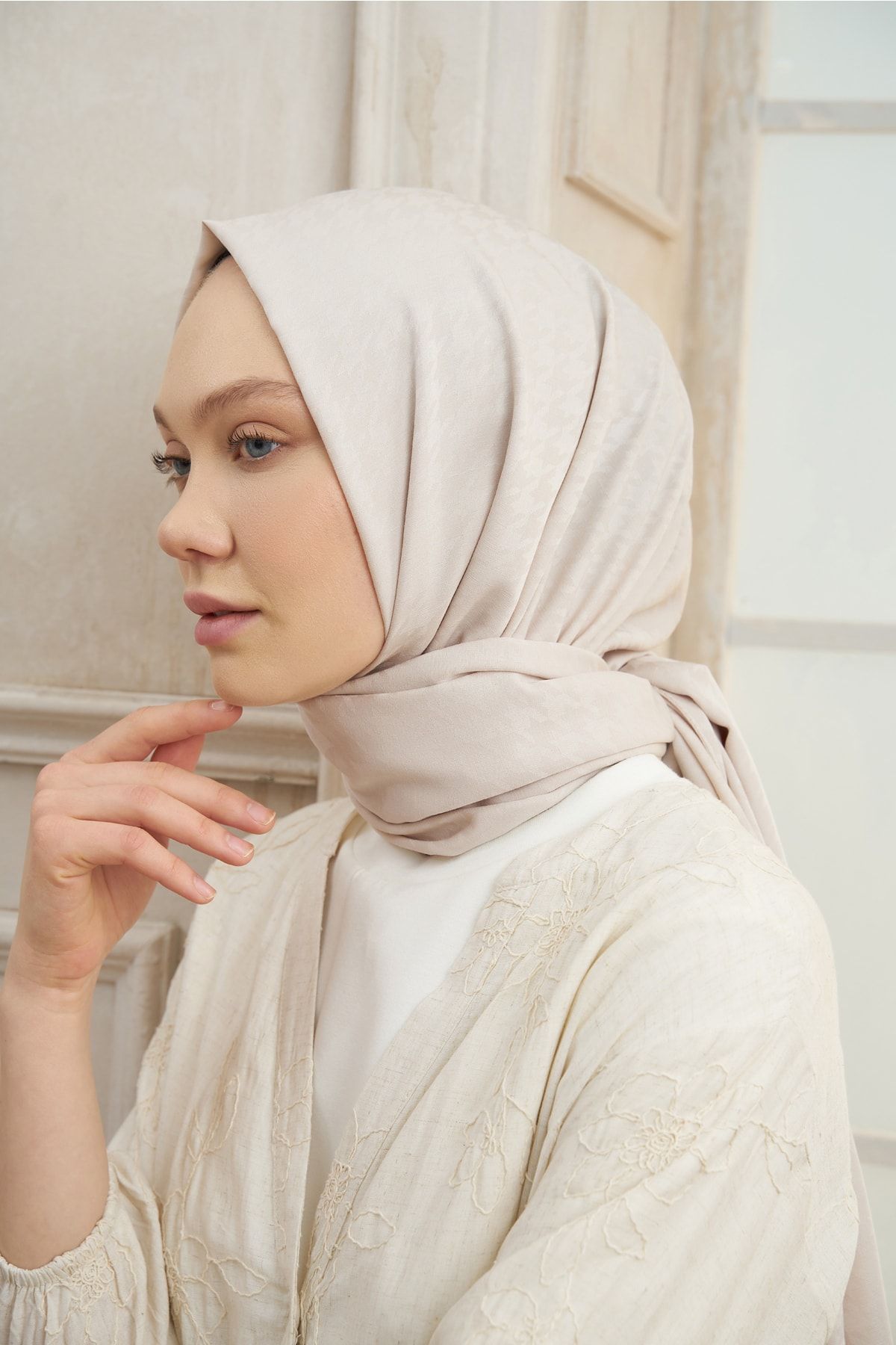 ARMANDA Kazayağı Desenli Şal - Perla Serisi Minimal Desen Şık Şal Başörtü Hijab Scarf - Taş