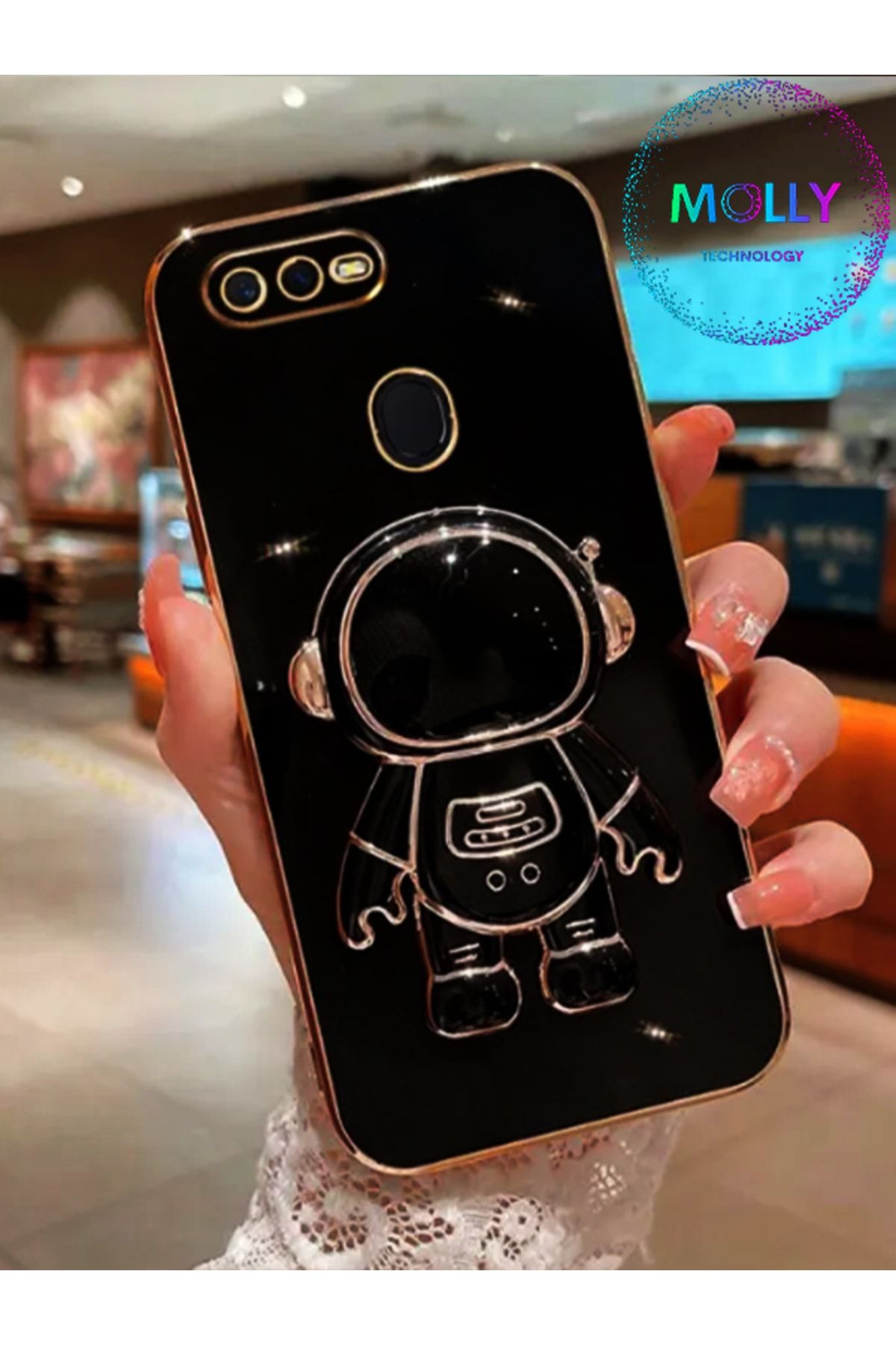 Molly Technology Huawei P Smart 2018 İçin Siyah Astronot Standlı Kenarları Gold Detaylı Lüks Silikon Kılıf