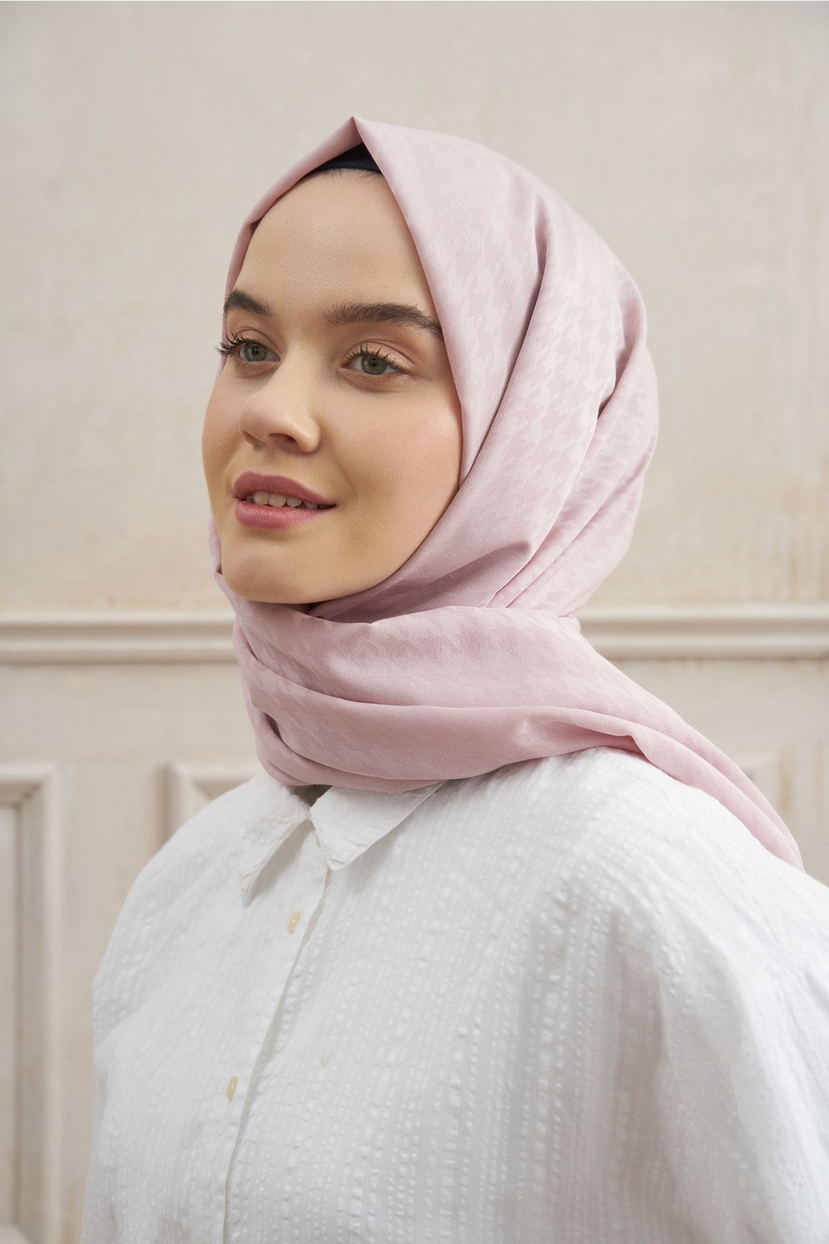 ARMANDA Kazayağı Desenli Şal - Perla Serisi Minimal Desen Şık Şal Başörtü Hijab Scarf - Pudra