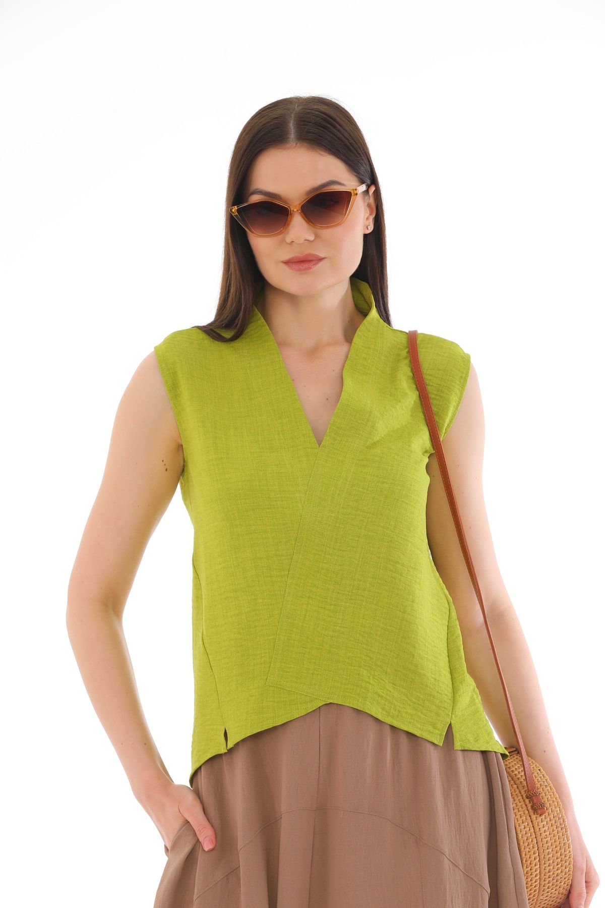 NOSHIN Kadın Keten V Yaka Yeşil Kolsuz Bluz