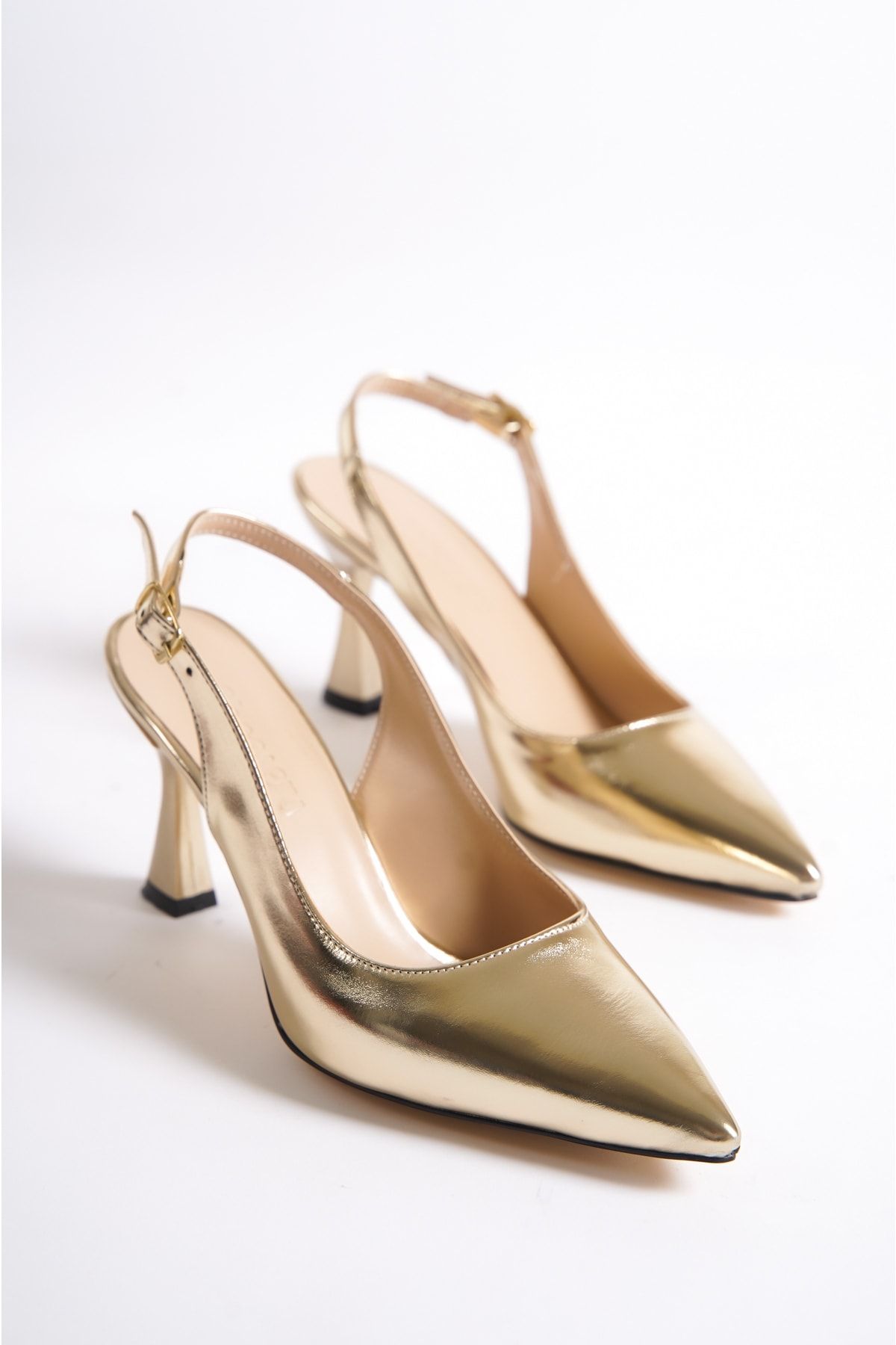 Shoesers Kadın Sivri Burunlu İnce Topuklu Metalik Renkli Bilekten Bantlı Ayakkabı
