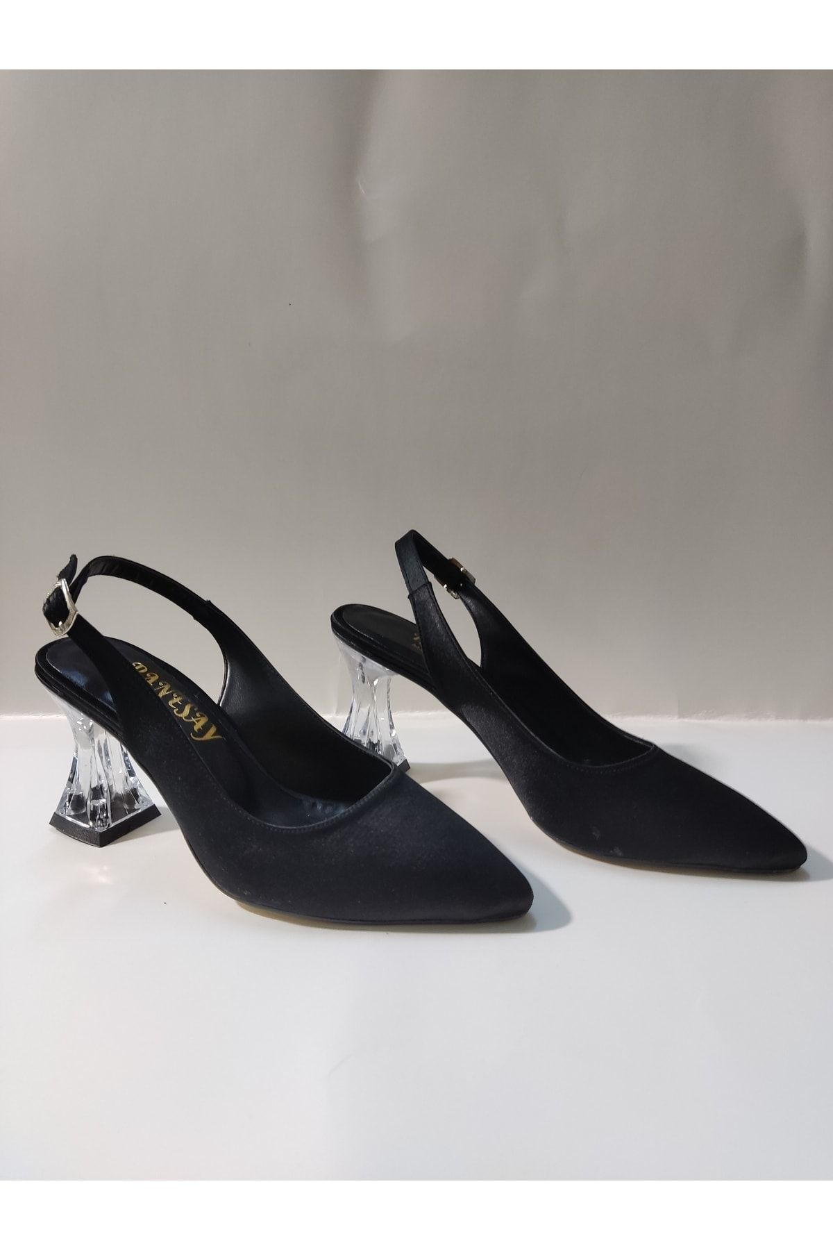 Renasay shose Kadın siyah saten kılasik topuklu ayakkabı