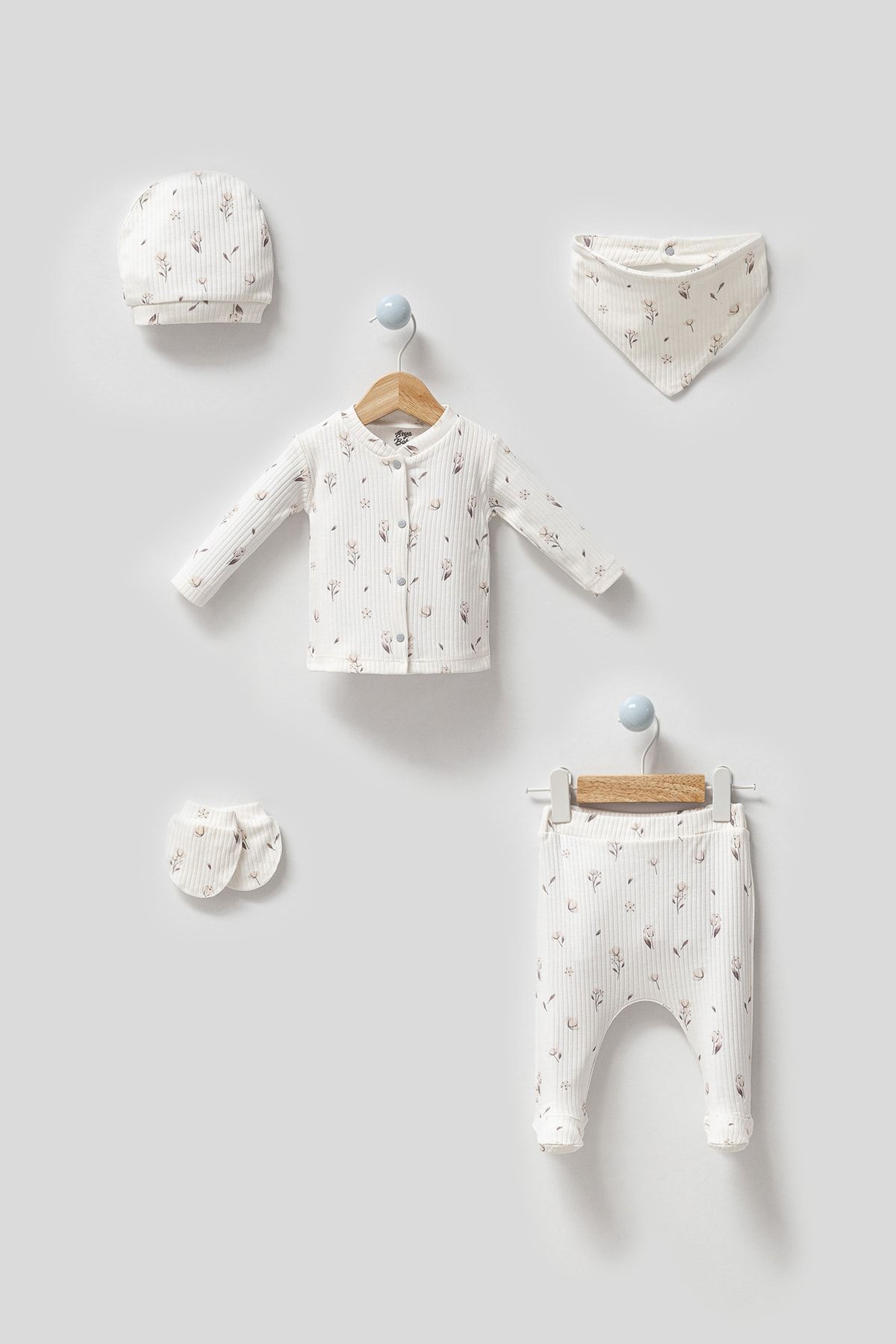 limebabies Unisex Bebek Pamuklu Kumaş Pamuk Desen 5 Parça Hastane Çıkışı Zıbın Seti