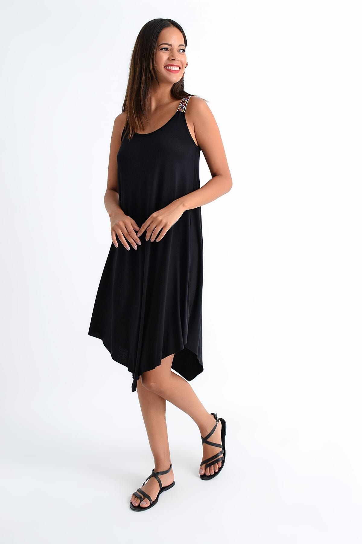 Cool & Sexy Kadın Siyah Asimetrik Askılı Elbise HT3042