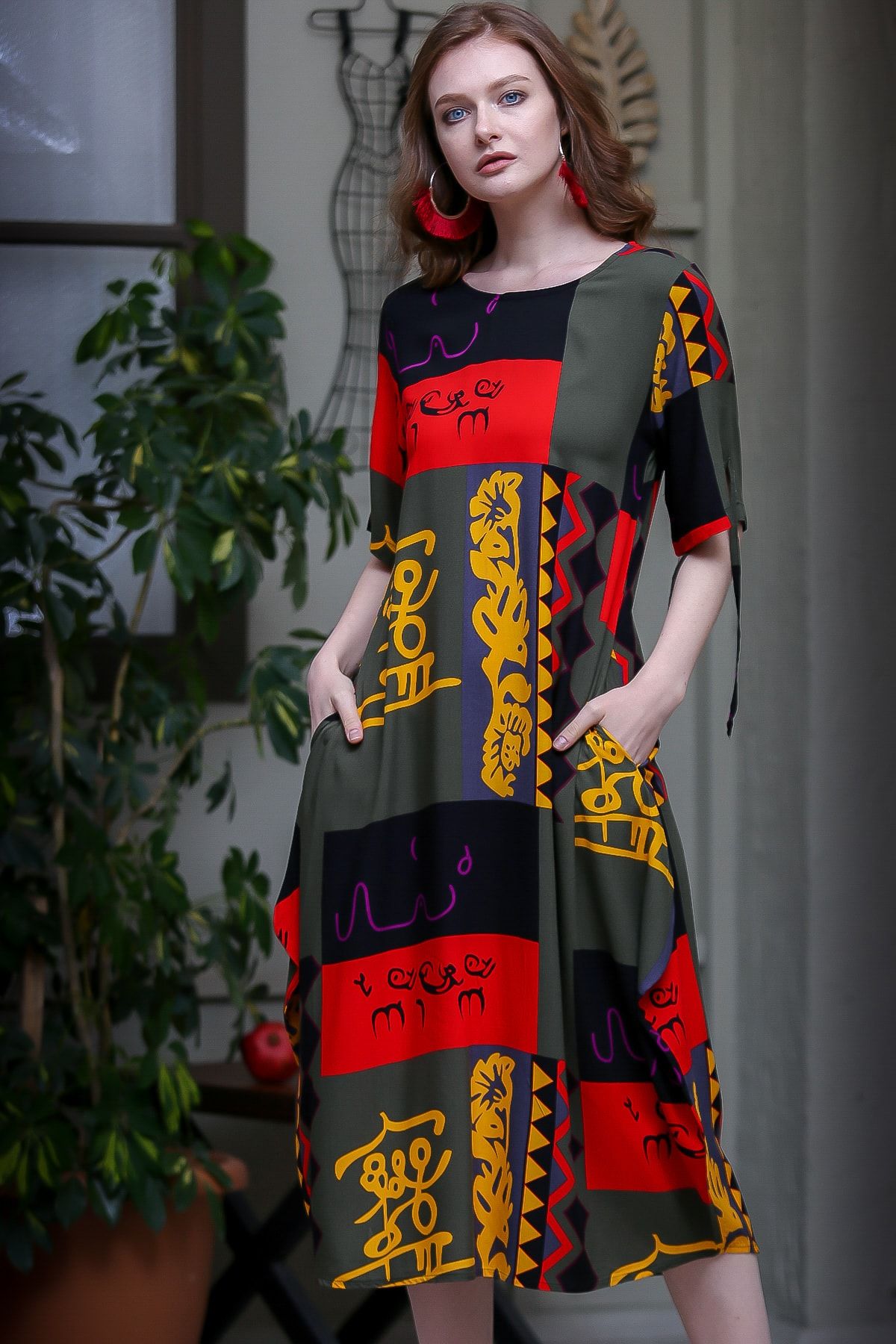 Chiccy Kadın Haki-Siyah Bohem Patchwork Desenli Cep Detaylı Dokuma Salaş Elbise  M10160000EL97276