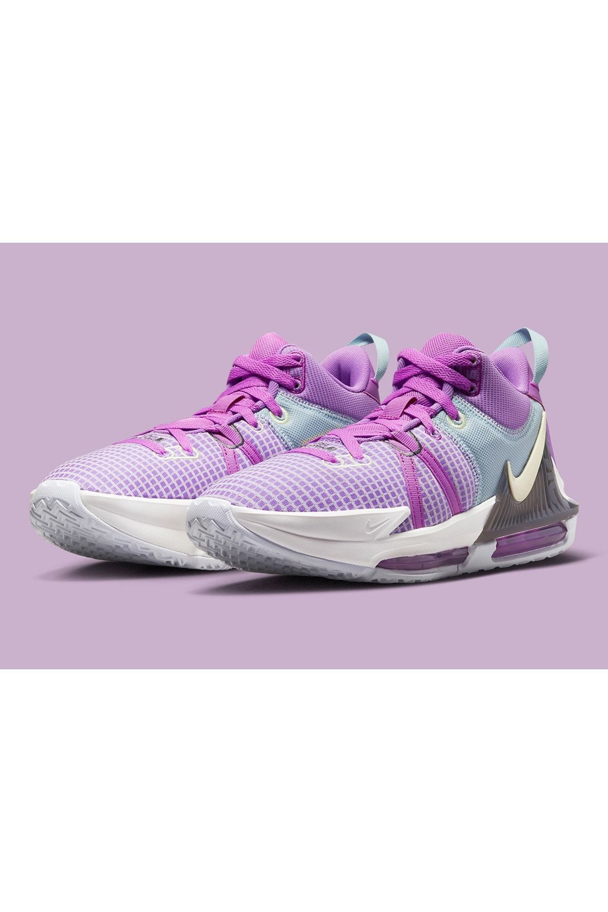 Nike Lebron Witness VII Basketbol Ayakkabısı