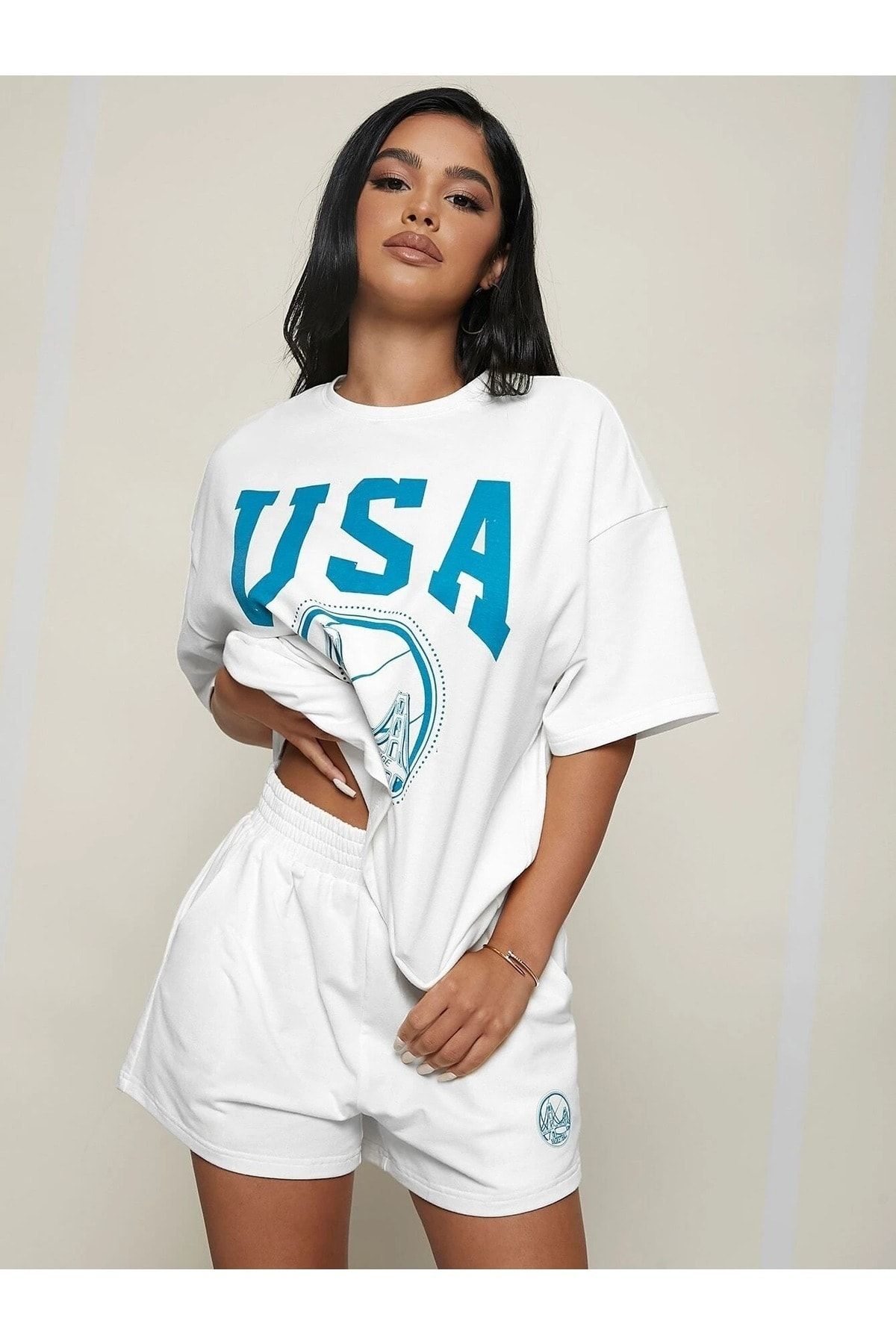 Trendseninle Kadın Beyaz Usa Basketball Baskılı Oversize Şortlu T-shirt Takım
