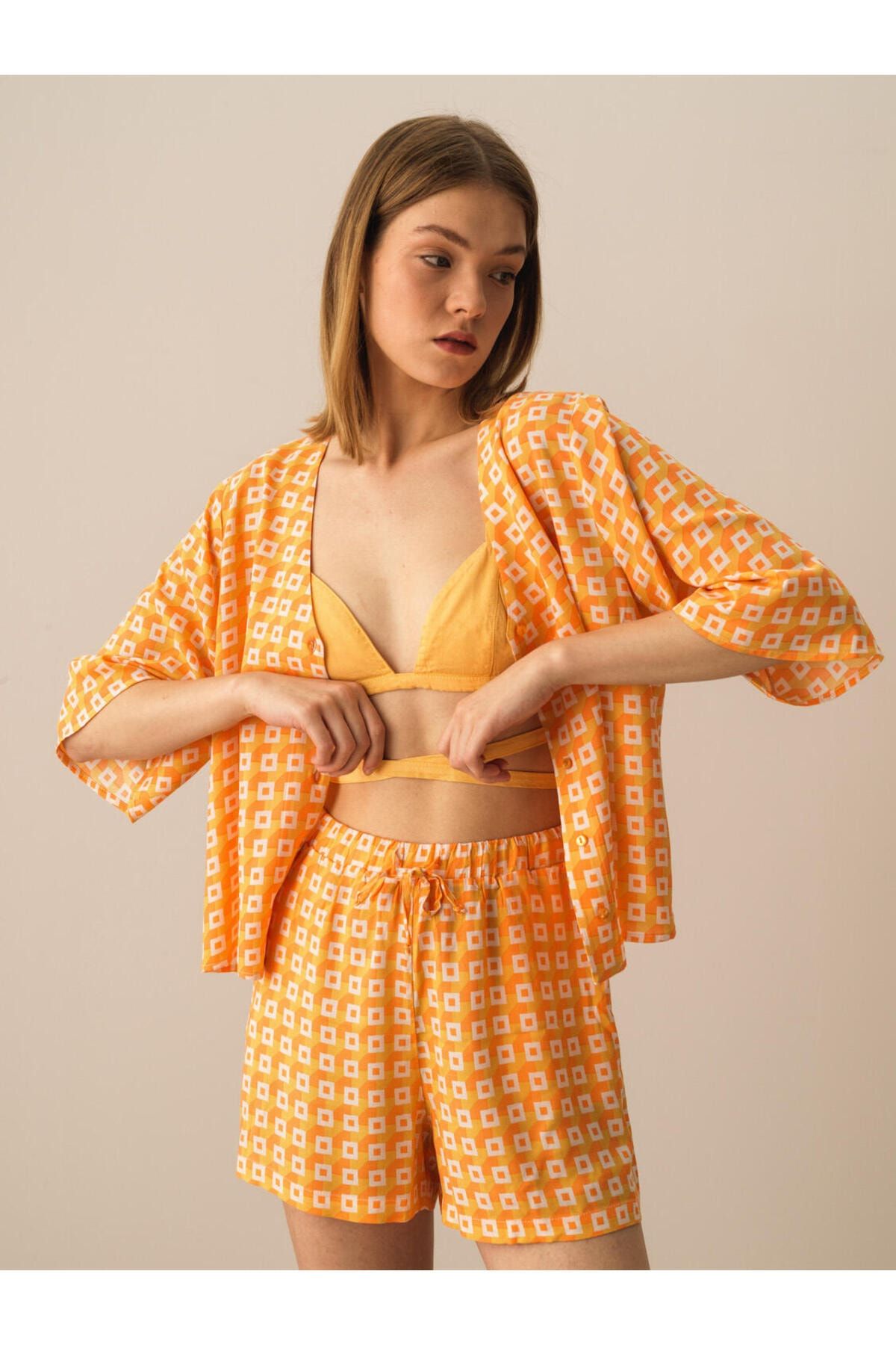 Xint Kadın Oranj Oversize Desenli Gömlek
