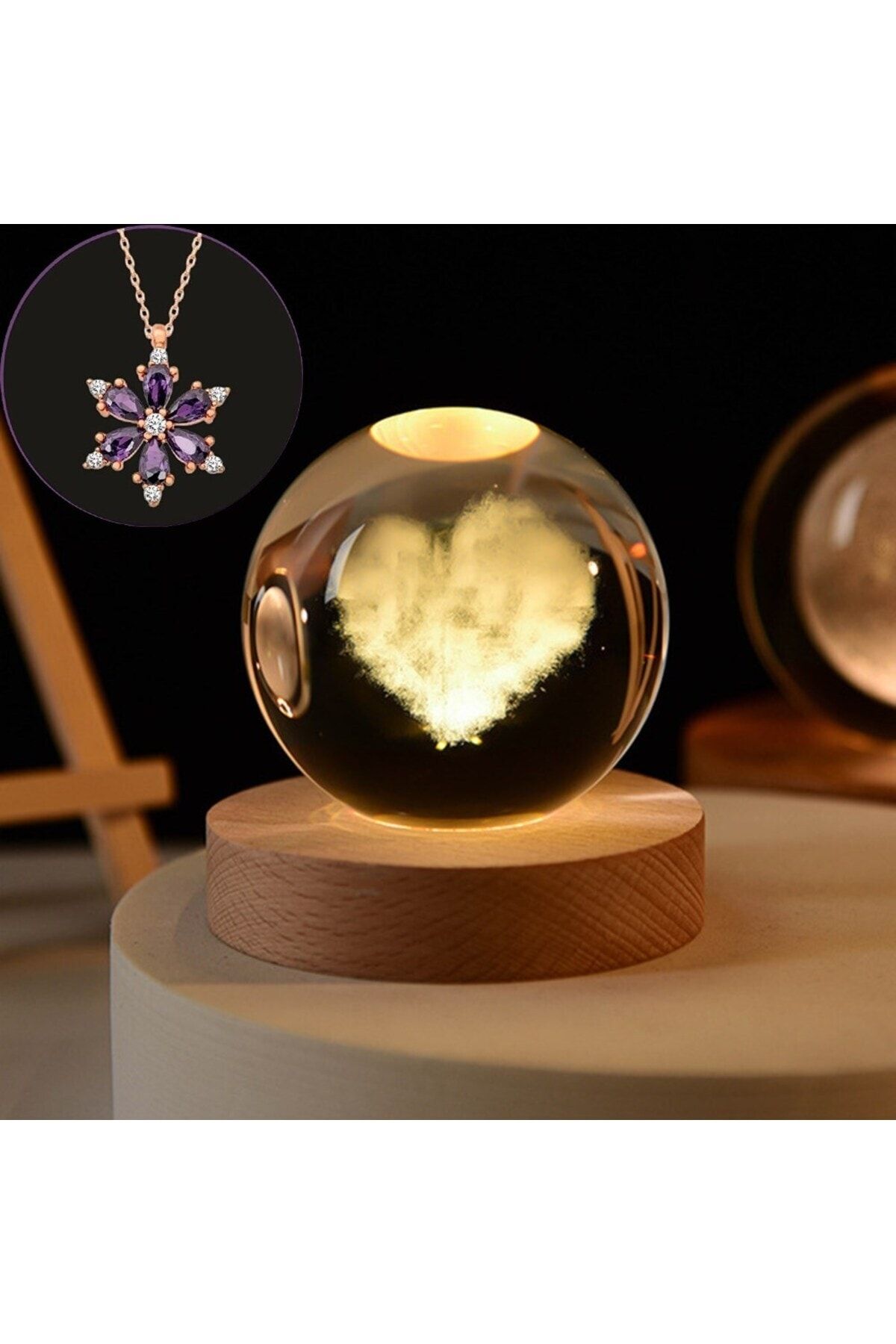 Hediye Sahibi Kişiye Özel Dekoratif Işıklı Ahşap Kaideli Kalp Tasarımlı 3D Cam Küre Ve Lotus Çiçeği Kolye