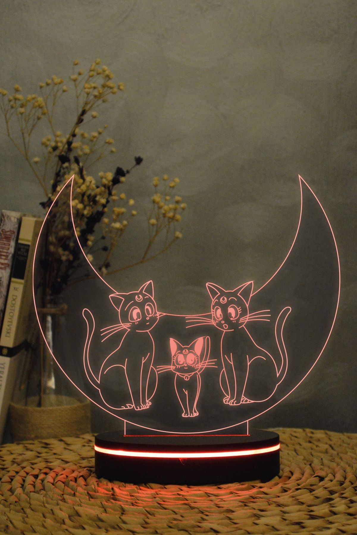 Yubi Design Luna Artemis Diana , Ay Savaşçısı - 3 Boyutlu 16 Renk Dekoratif Gece Lambası 3d