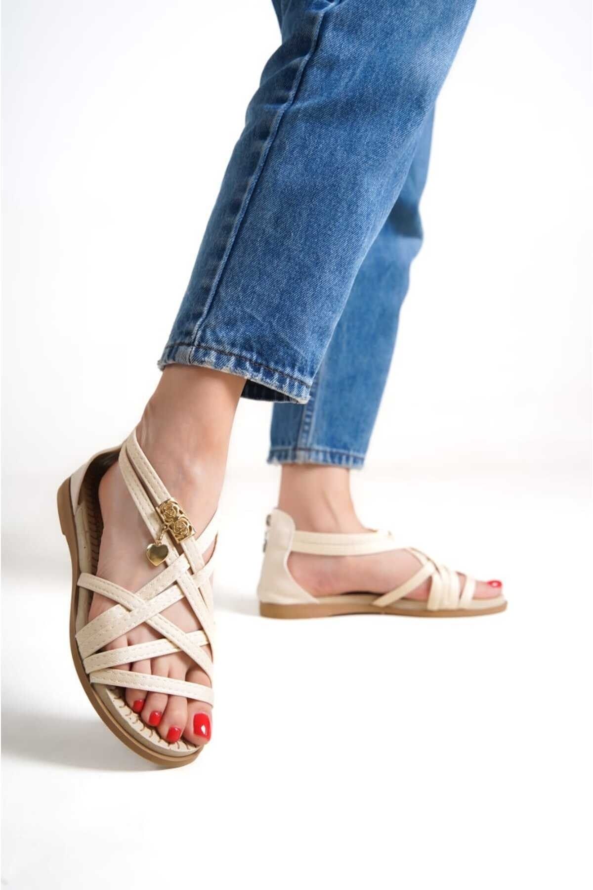 Cobbalt Kadın Krem Bilek Bağlamalı Sandalet Terlik RM0468