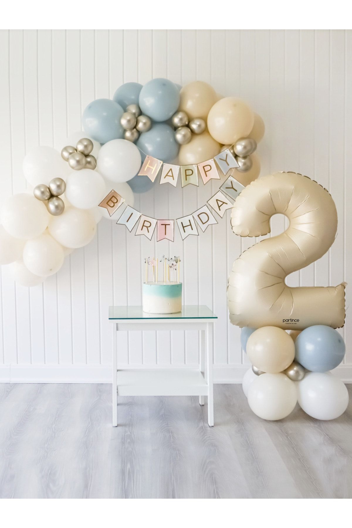 partince 2 Yaş Balonu Doğum Günü Balon Zinciri Deniz Kumu Parti Seti