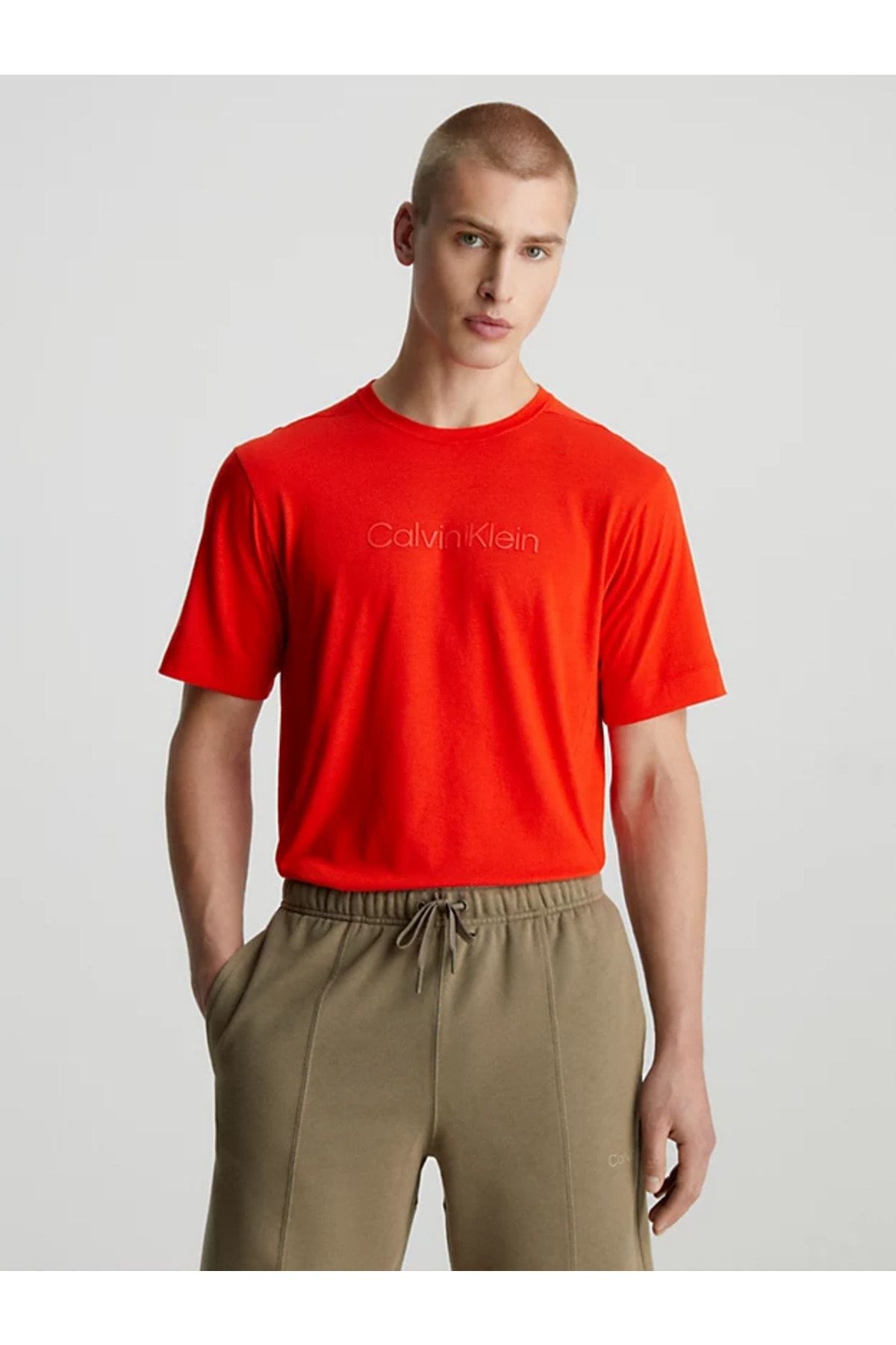 Calvin Klein Erkek Logolu Bisiklet Yaka Kısa Kol Standart Turuncu T-Shirt 00GMS3K108-XNZ