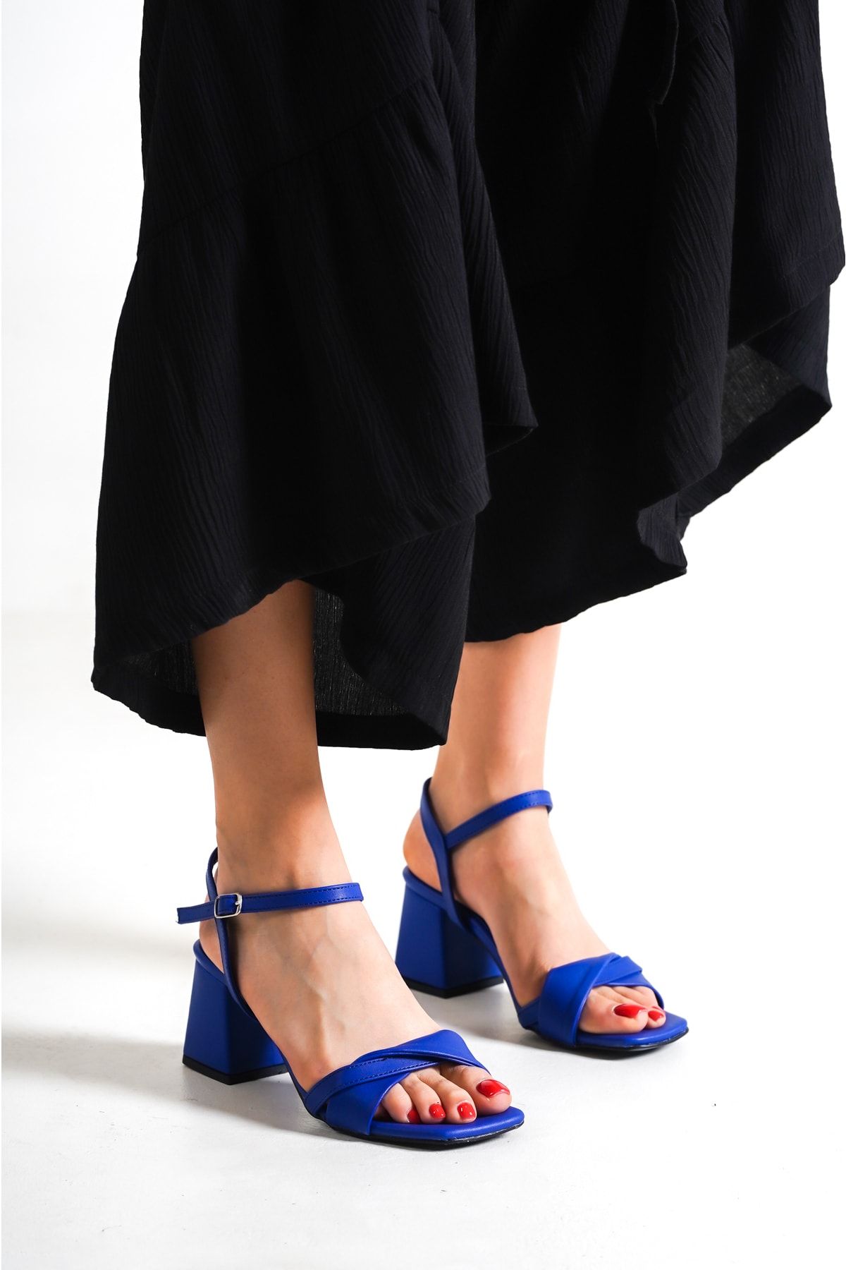 Diardi Kısa Topuklu Kadın Mavi Sandalet