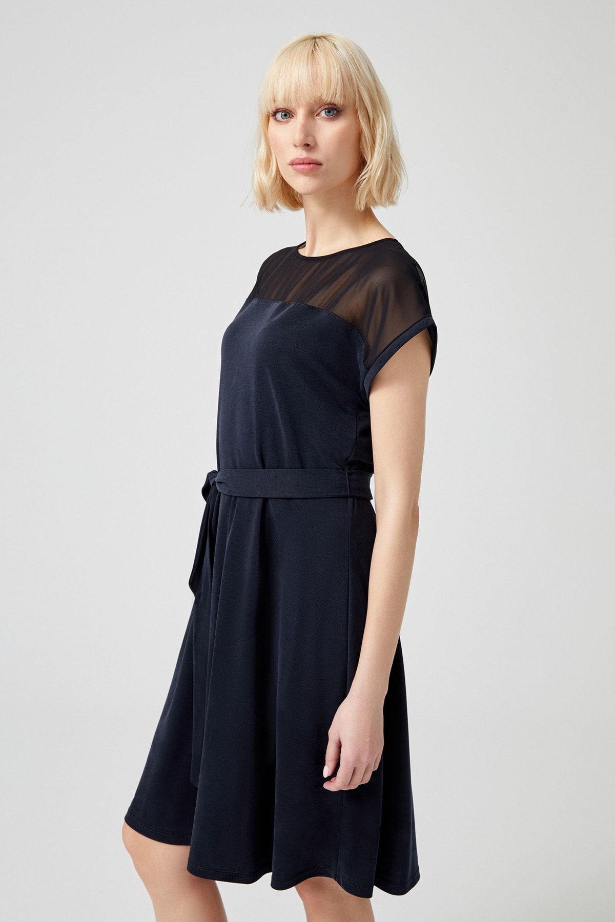 Naramaxx Transparan Detaylı Örme Kloş Elbise