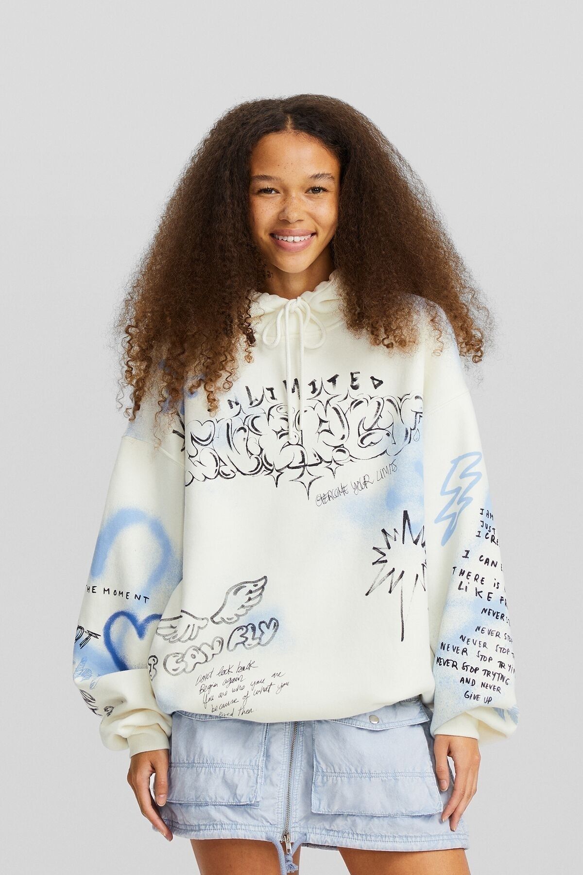 Bershka Desenli kapüşonlu sweatshirt