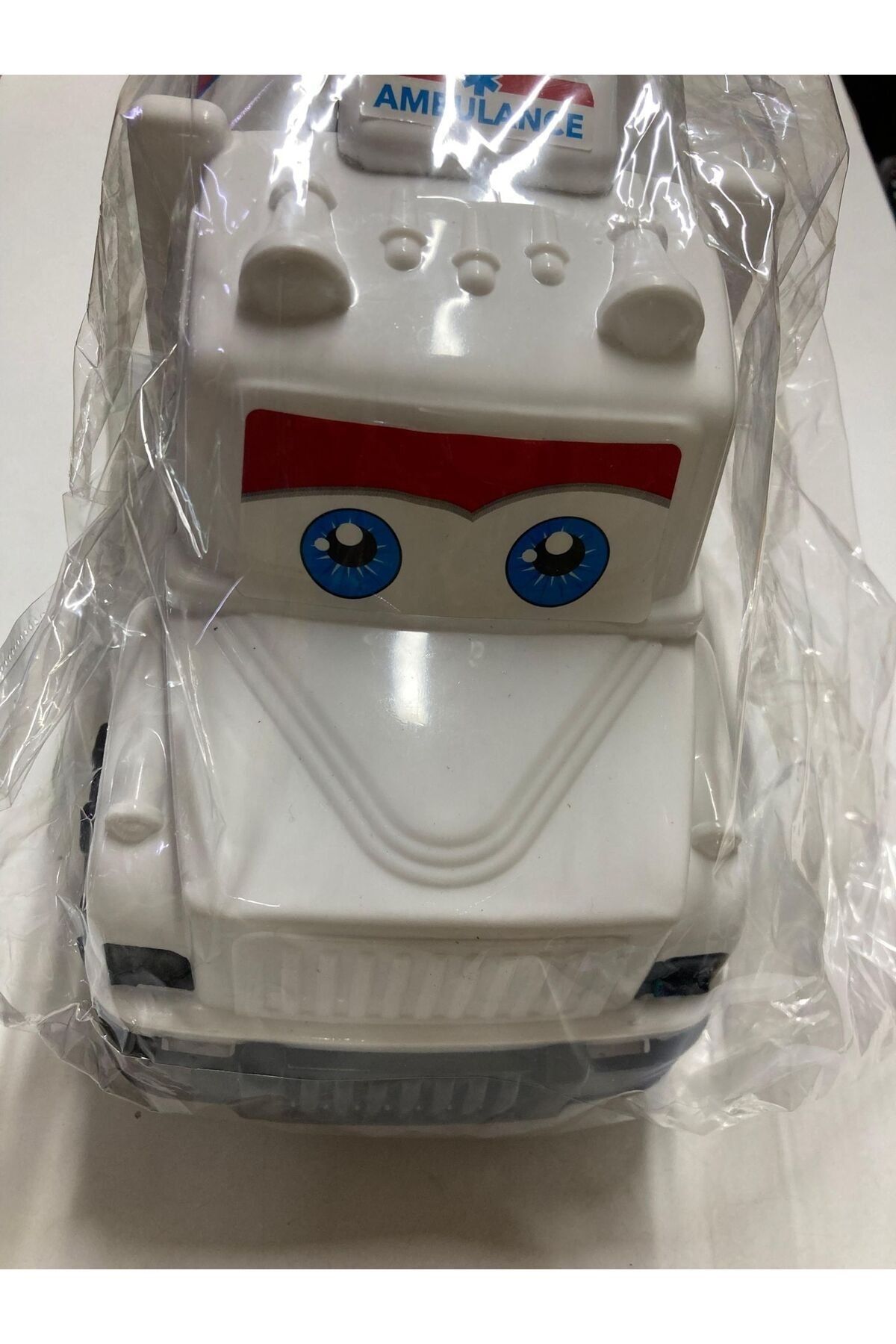 Evin oyuncak ambulans