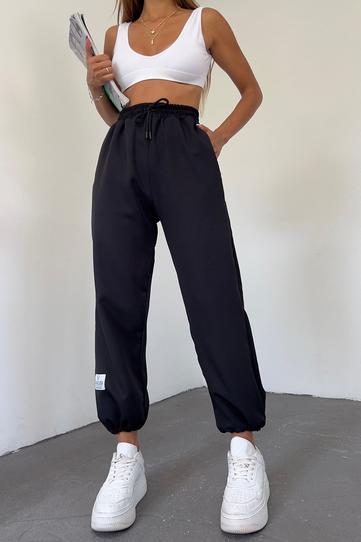 Sun Victoria Kadın Siyah Ayarlanabilir Paça Oversize Bol Pantolon/Eşofman Altı