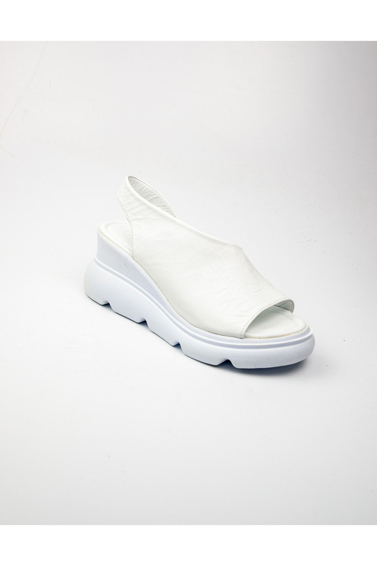 Wella 7712 Beyaz Deri Kadın Sandalet