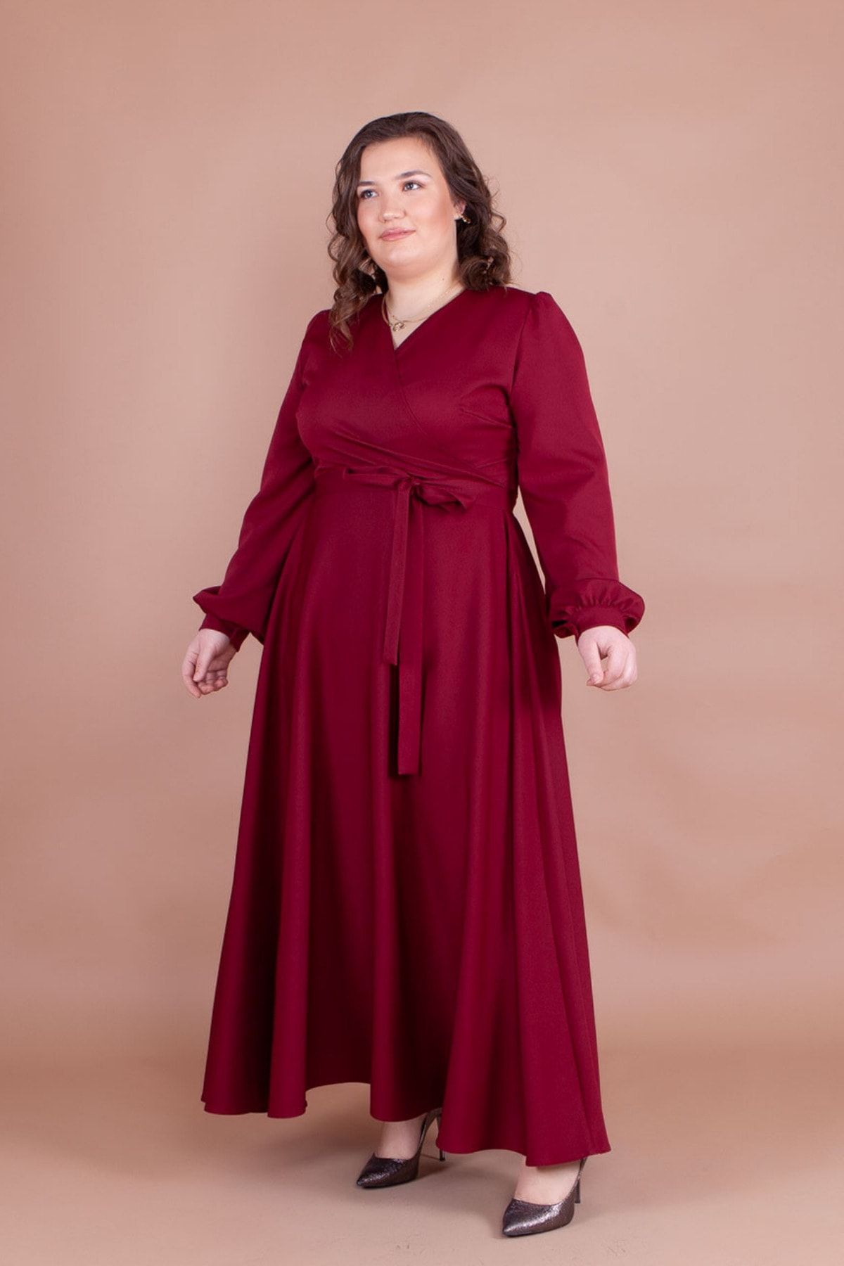 NO48 Bordo Kruvaze Yaka Uzun Kol Düğmeli Manşetli Uzun Boy Kuşaklı Büyük Beden Elbise