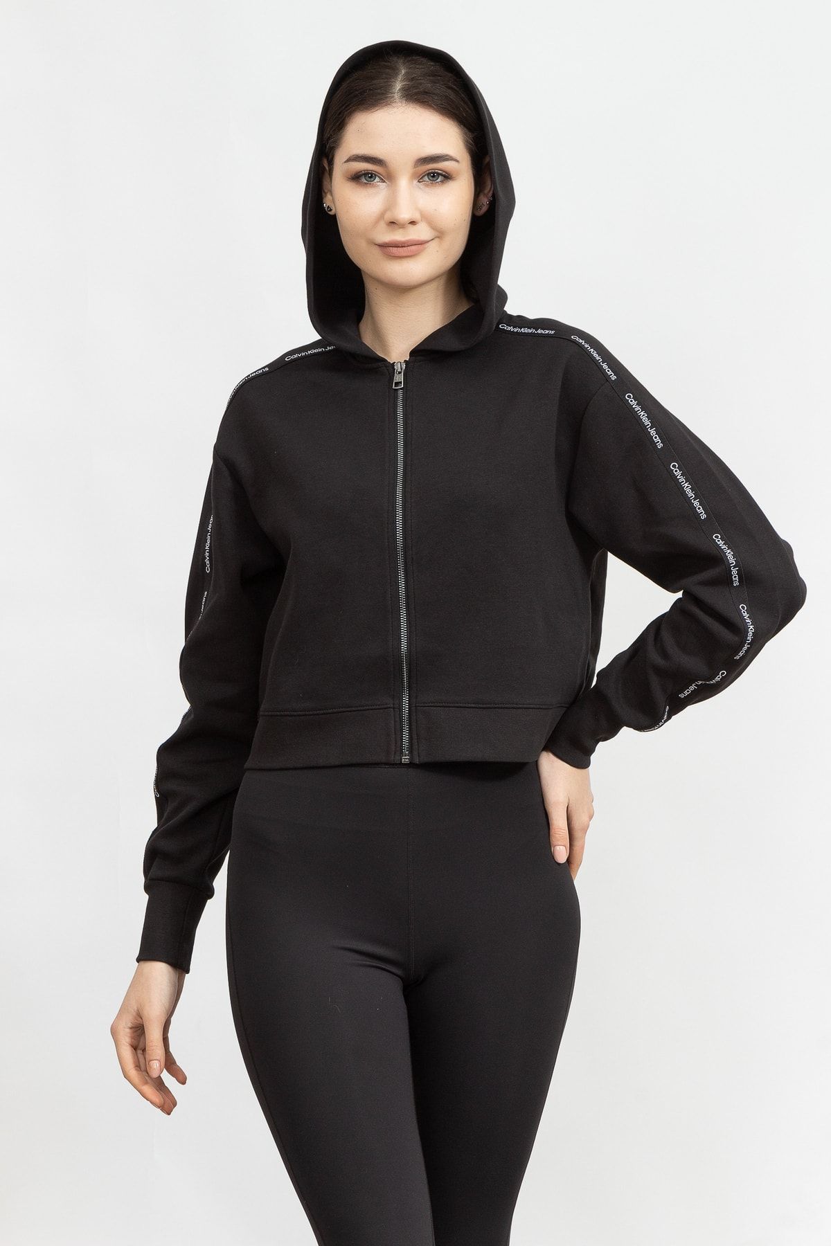 Calvin Klein Sleeves Logo Piping Zip-Through Kadın Fermuarlı SweatshirtJ20J220425