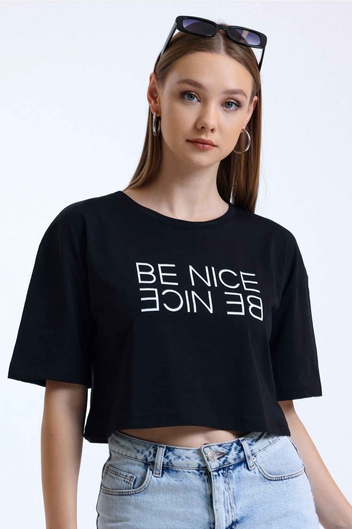 MD trend Kadın Siyah Baskılı Bisiklet Yaka Basic Crop T-shirt