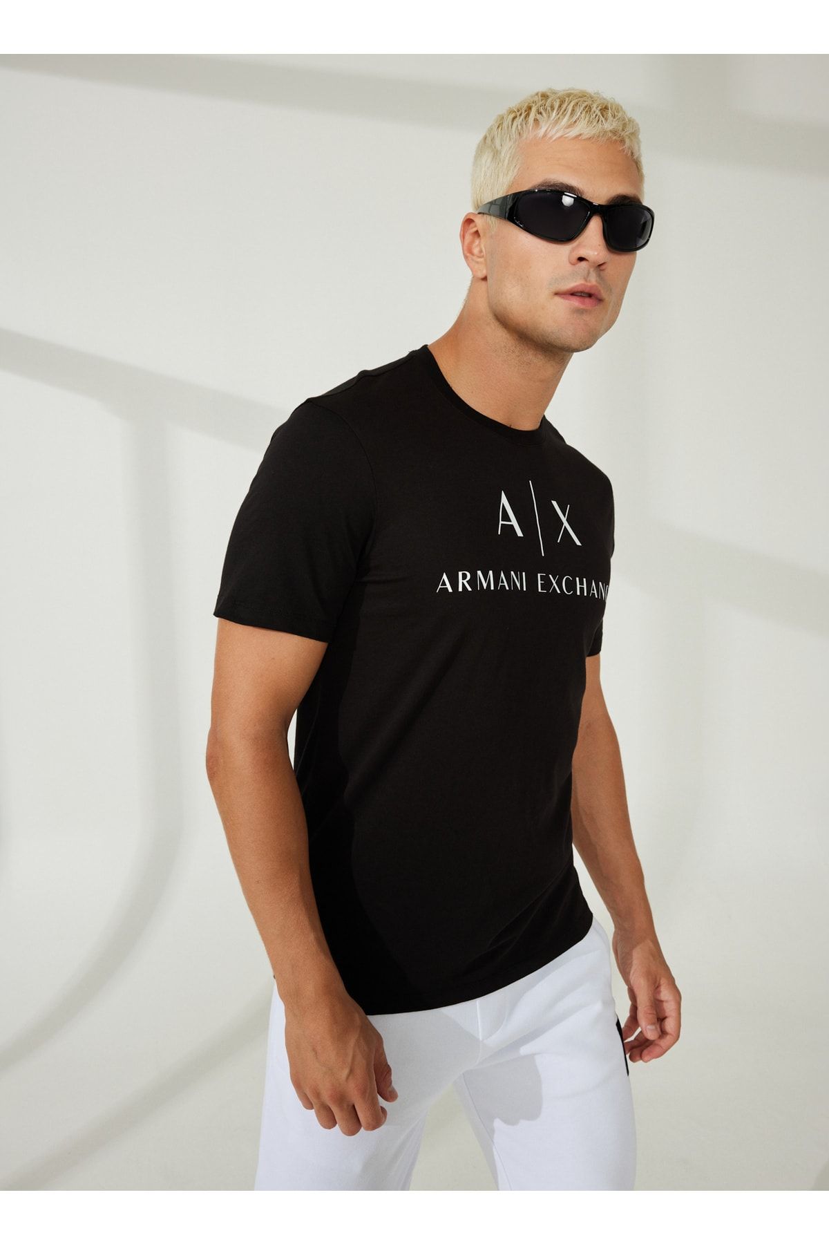 Armani Exchange Bisiklet Yaka Düz Siyah Erkek T-Shirt  BLACK