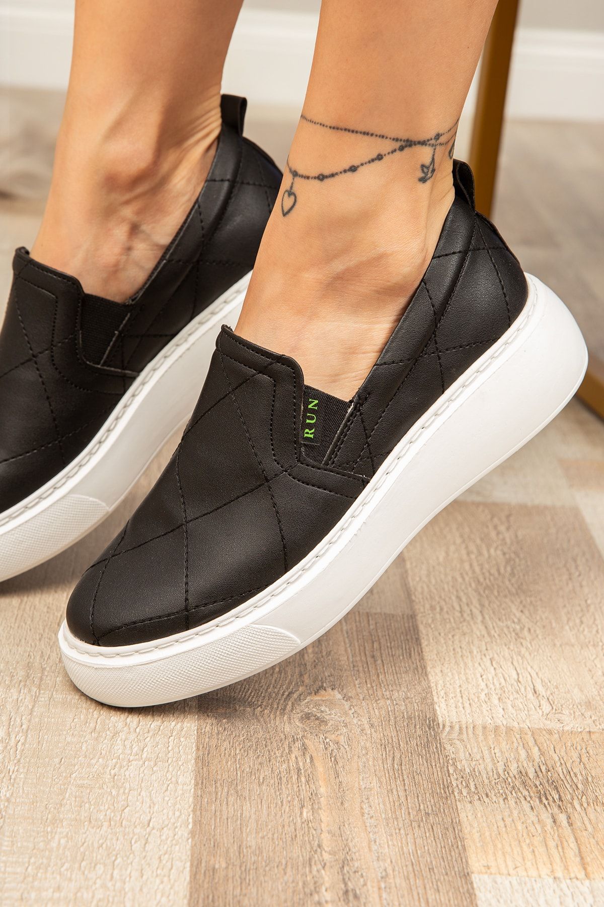 Deery Siyah Slip-on Sneaker Kadın Ayakkabı
