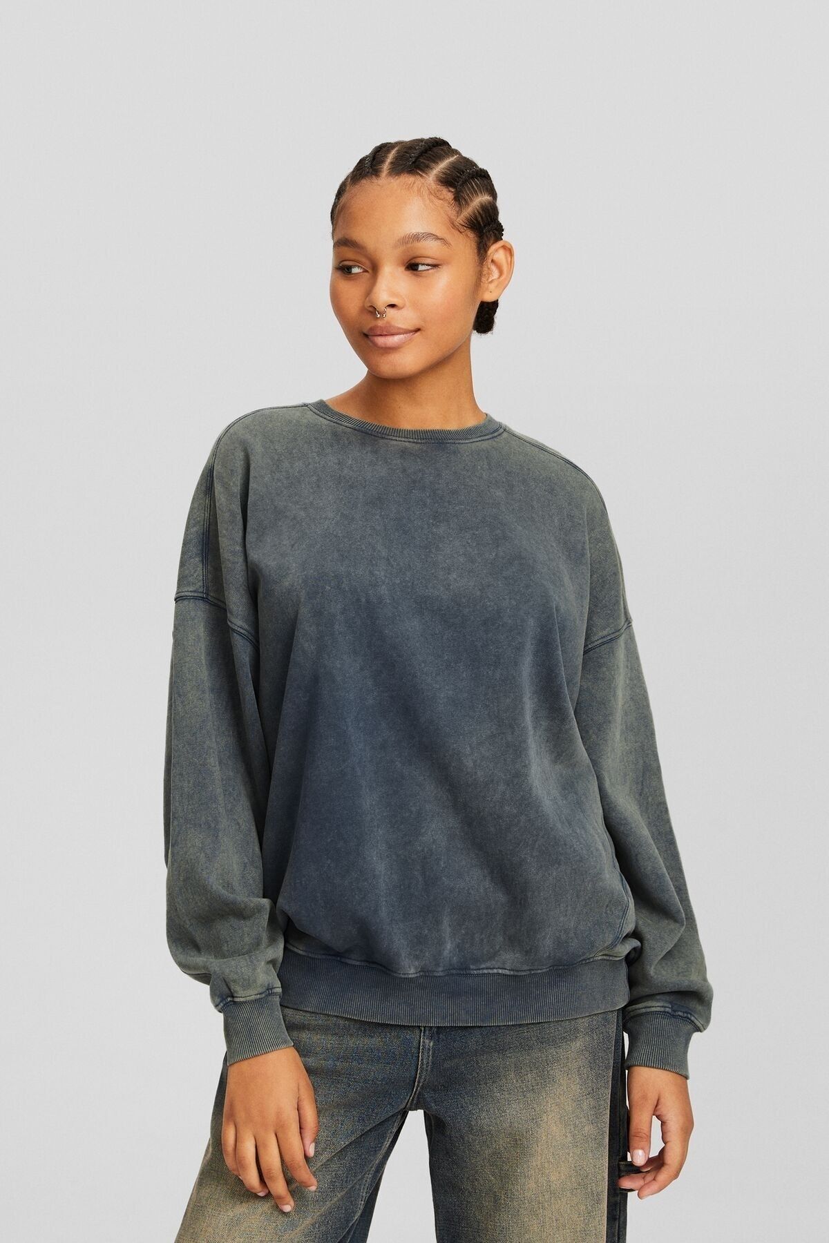 Bershka Kapüşonlu oversize fit sweatshirt
