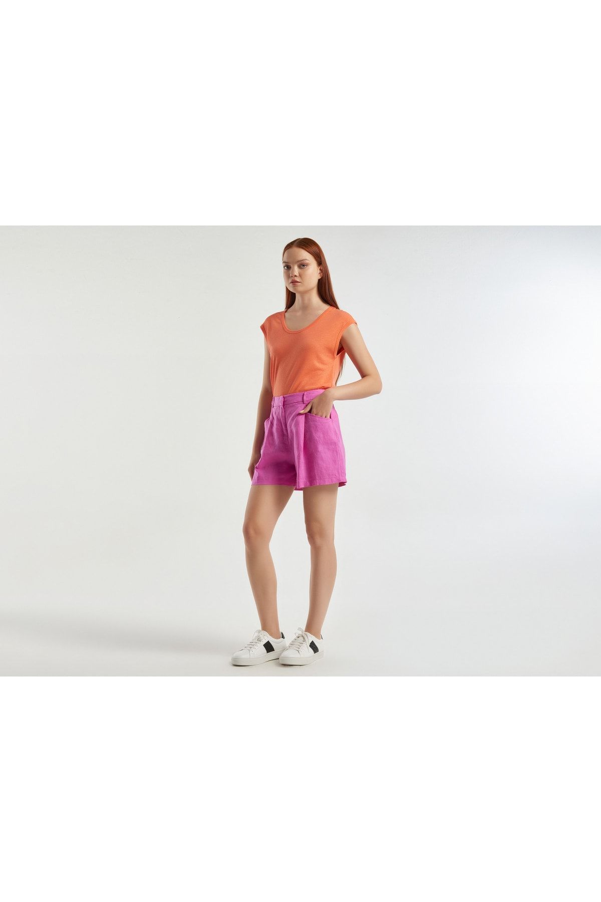 United Colors of Benetton Kadın Mercan Keten Karışımlı Bisiklet Yaka Kolsuz T-Shirt Mercan