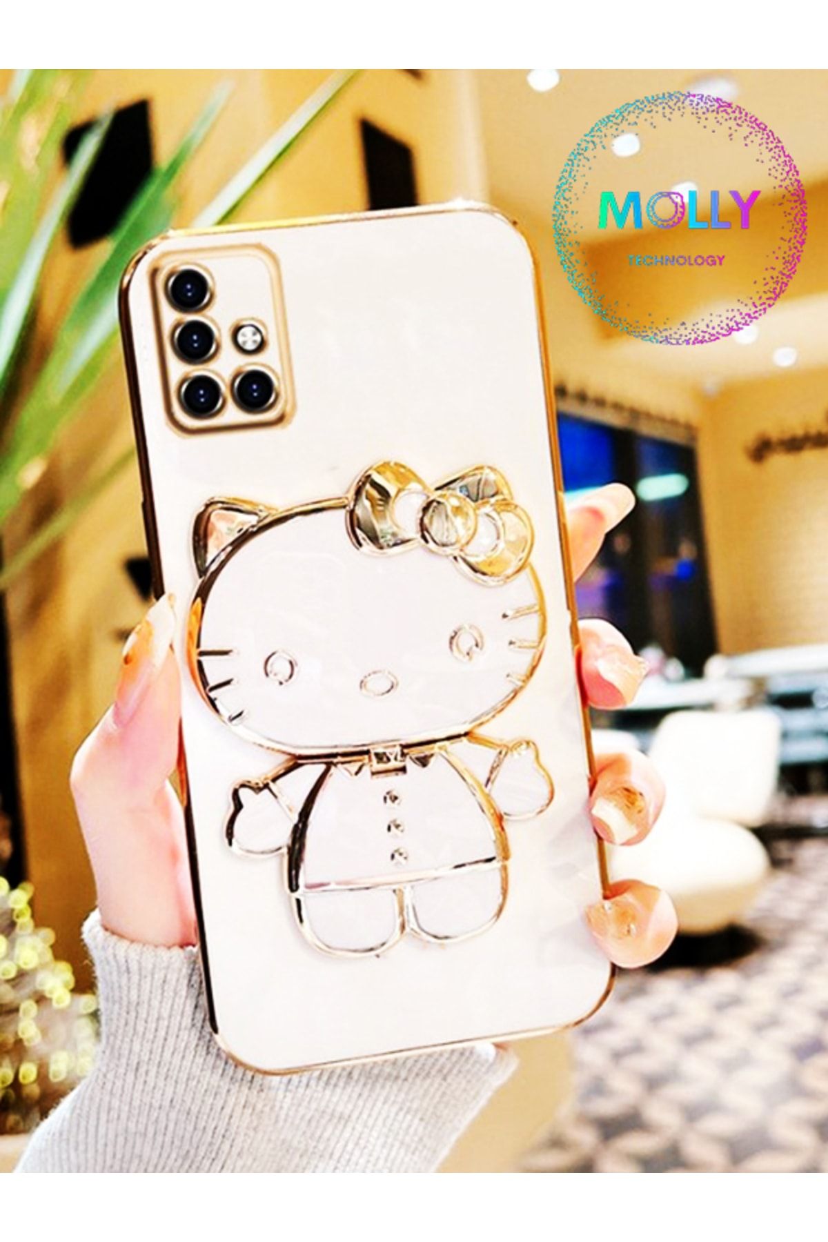 Molly Technology Samsung Galaxy A71 İçin İnci Beyazı Hello Kitty Standlı Kenarları Gold Detaylı Lüks Silikon Kılıf