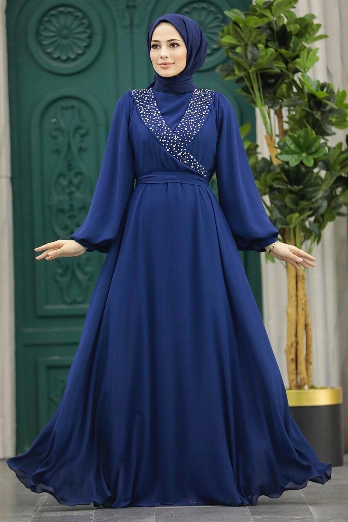 Neva Style Tesettürlü Abiye Elbise - Boncuk Detaylı Lacivert Tesettür Abiye Elbise 22153L