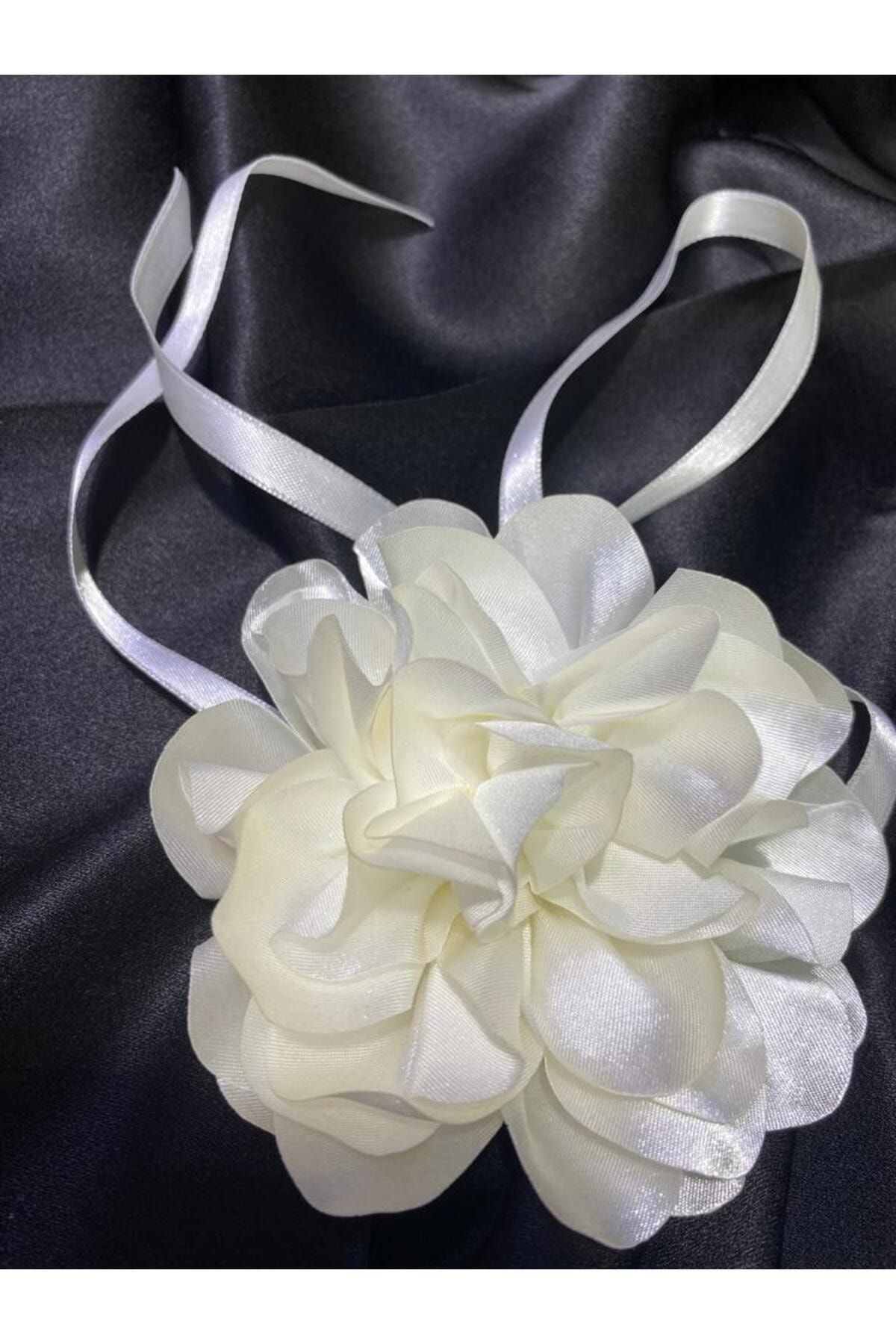 Âlâ Atelier Bağcıklı Kumaş Çiçek Choker Kolye Gül Kolye Beyaz Gül Beyaz Kurdele