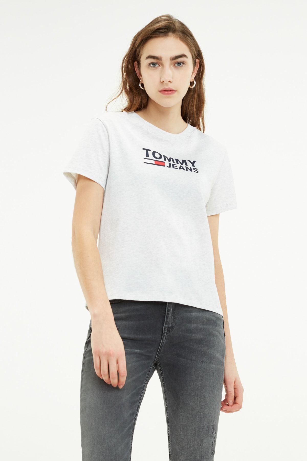 Tommy Hilfiger Kadın Beyaz T-Shirt DW0DW07029