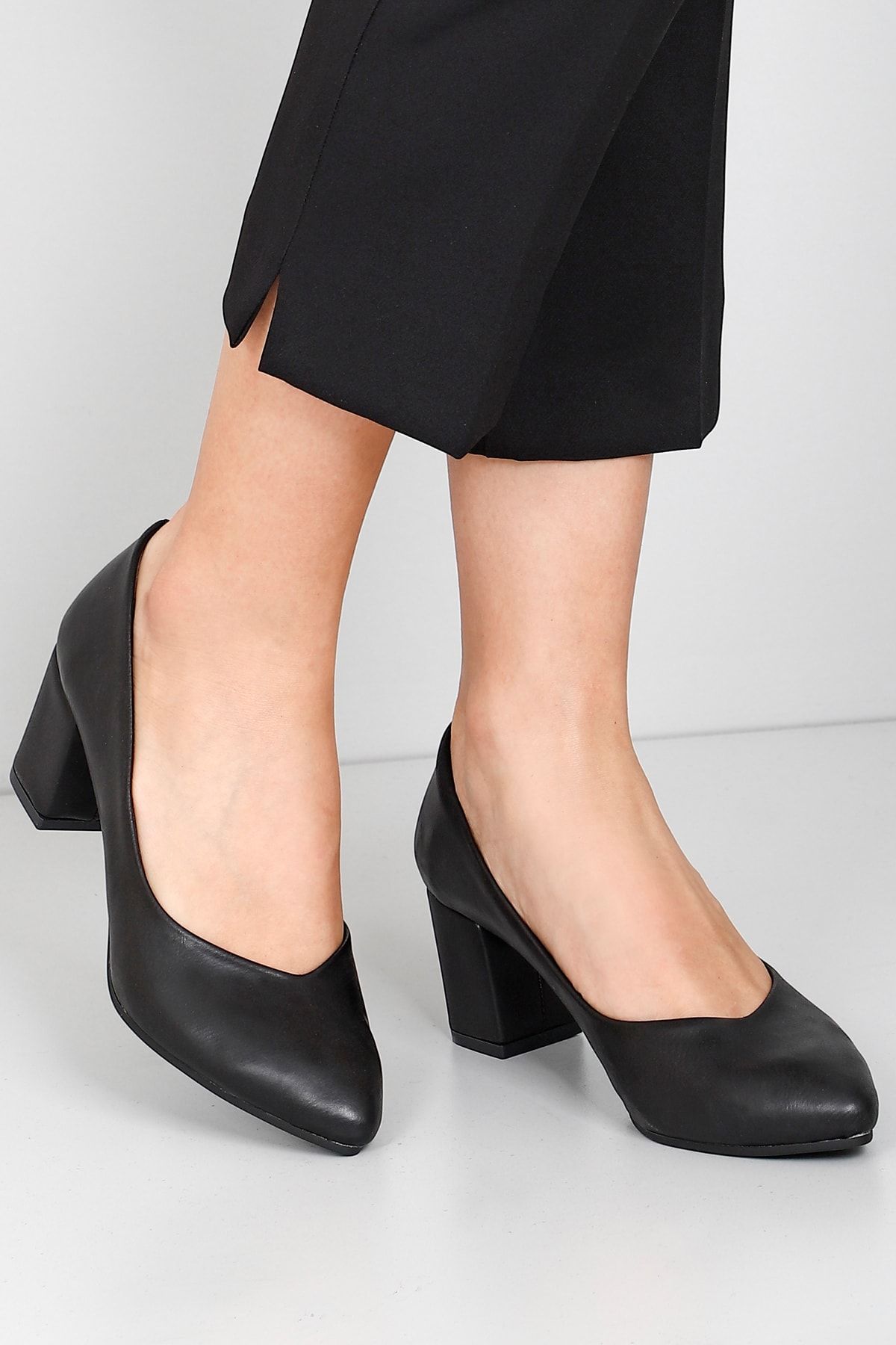 GÖNDERİ(R) Kadın Ayakkabı 37709 Siyah