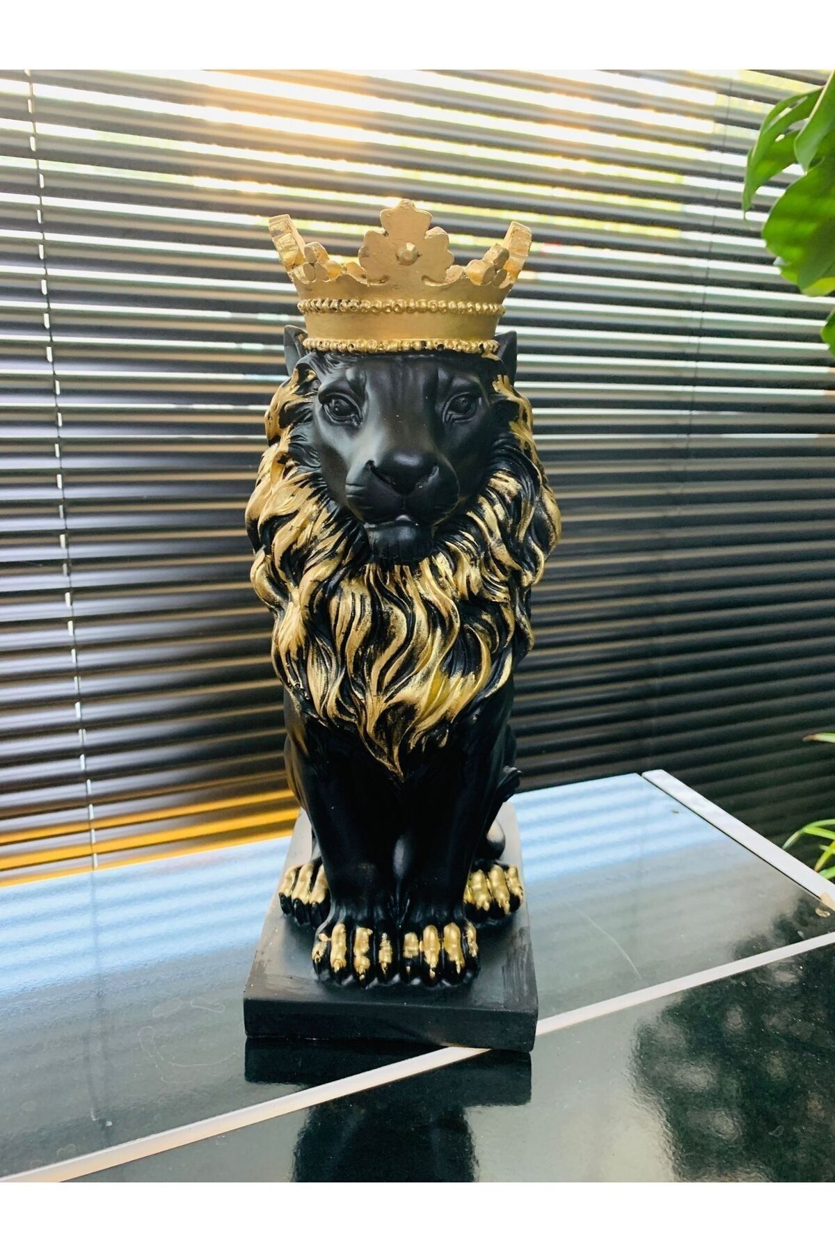 2Adam1Dekor Aslan Kral Siyah/Gold 18x13x35 cm