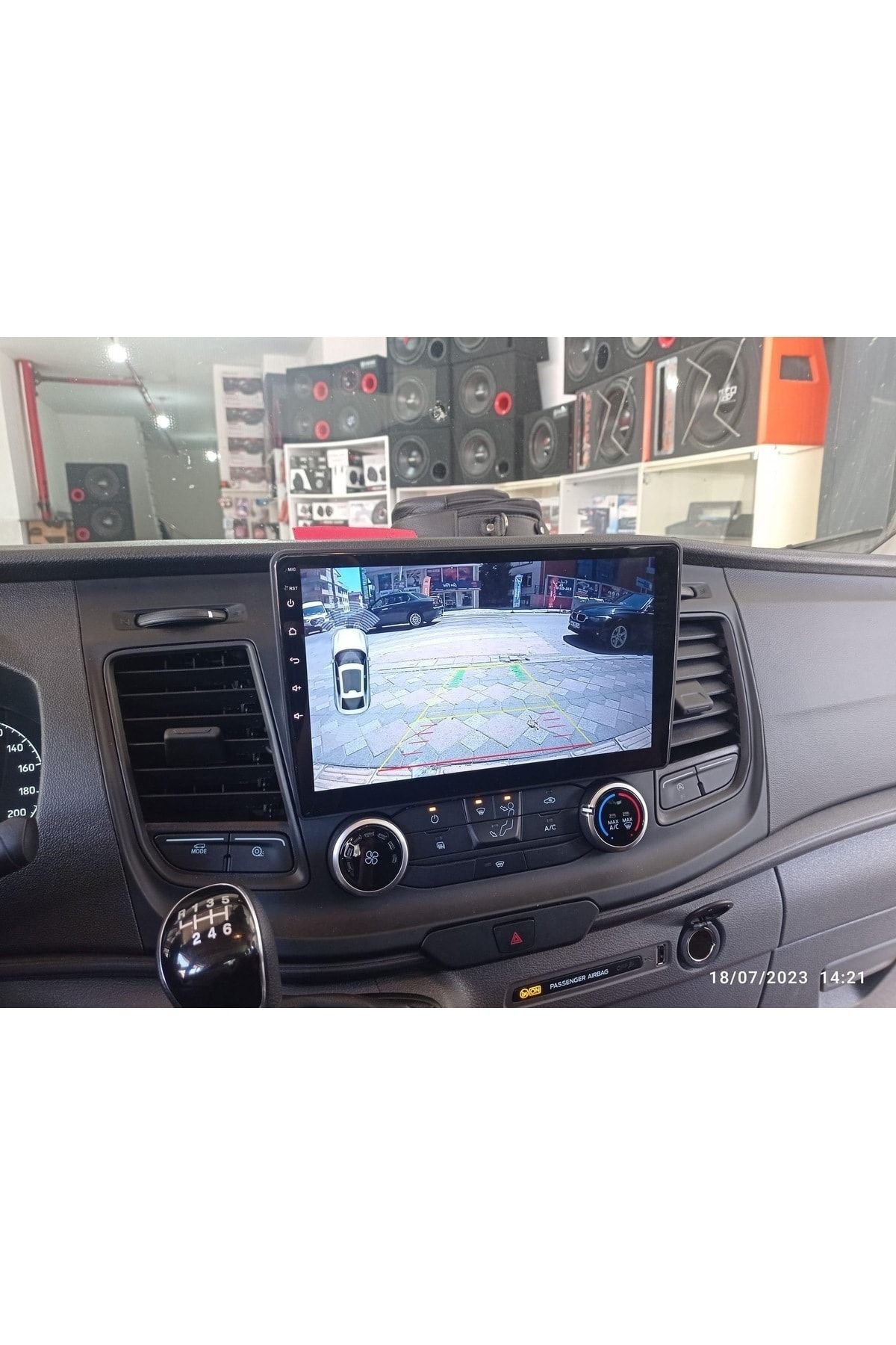 Navicars Ford Transit Android Carplay Multimedya Kamera 2/32