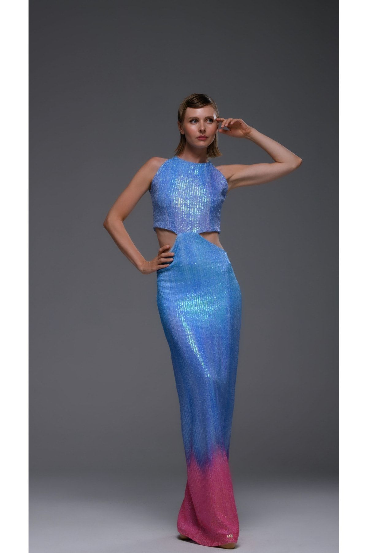 Gira official Mavi Pembe Degrade Cut Out Detaylı Maxi Elbise