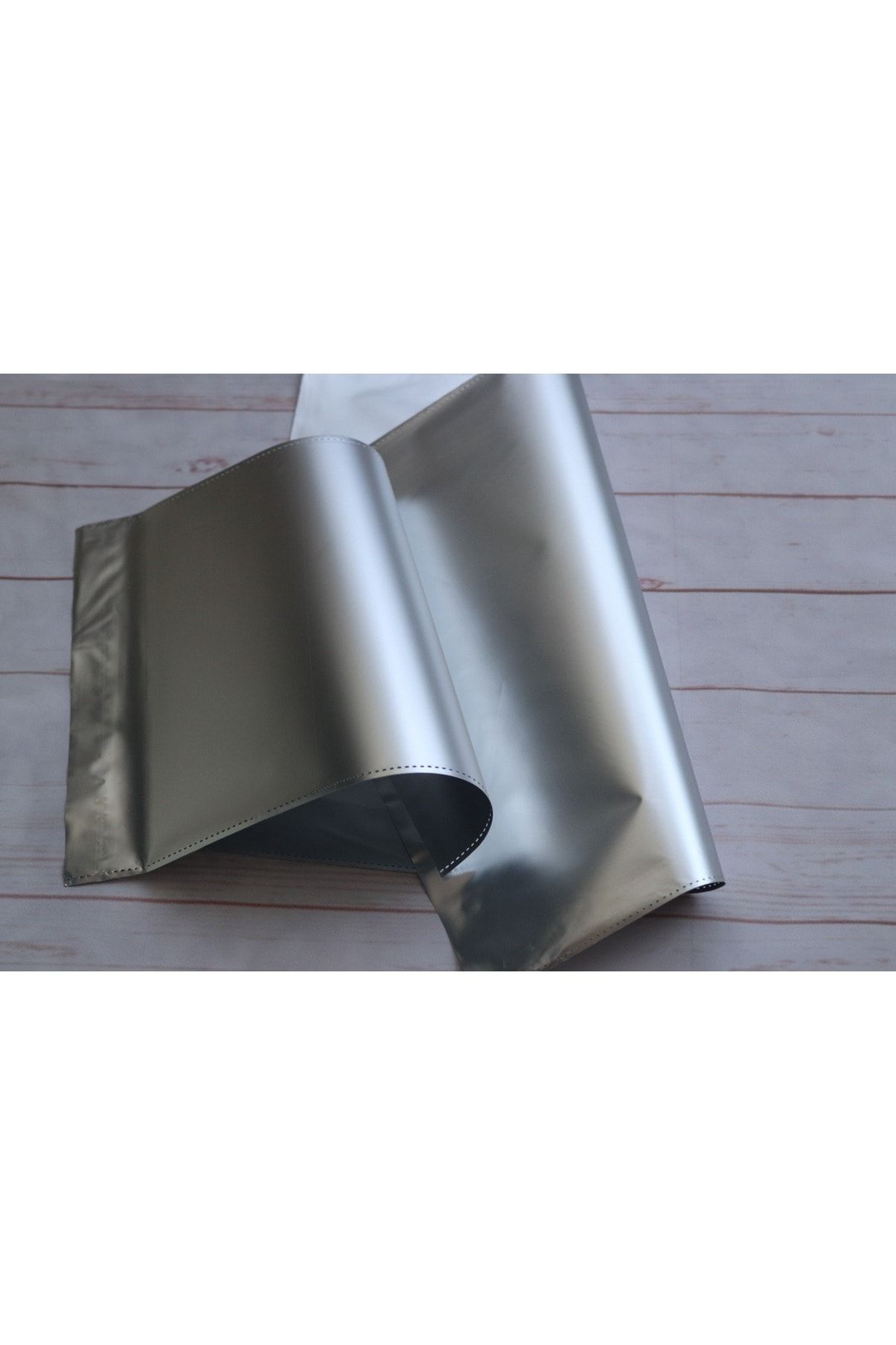 demontecraft Gümüş Gri Lüx Metalik Yapışkanlı Hediye Paketi Büyük Boy 35x30 10'lu